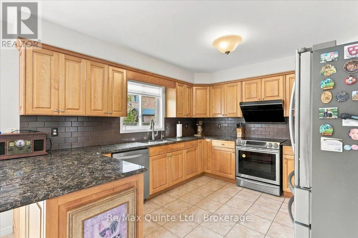 11 HURON LANE