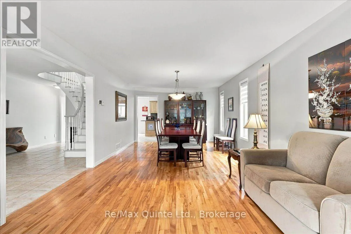 11 HURON LANE