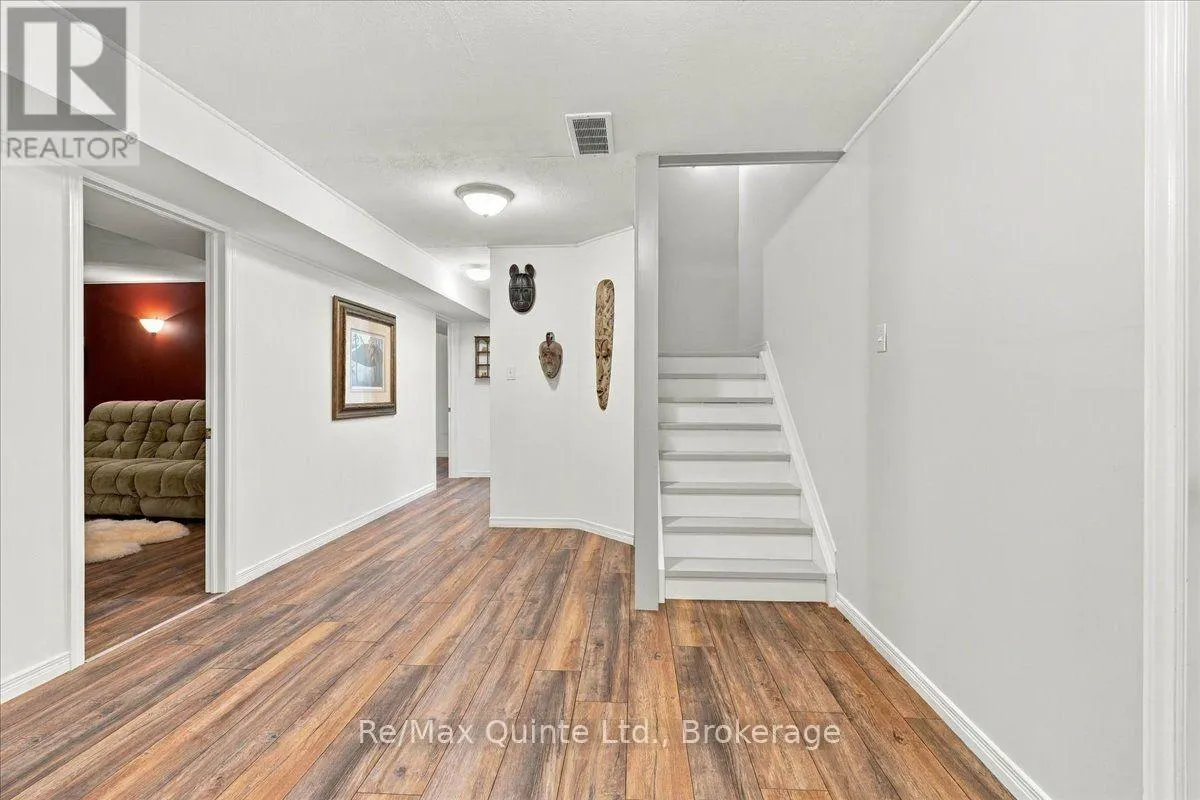 11 HURON LANE