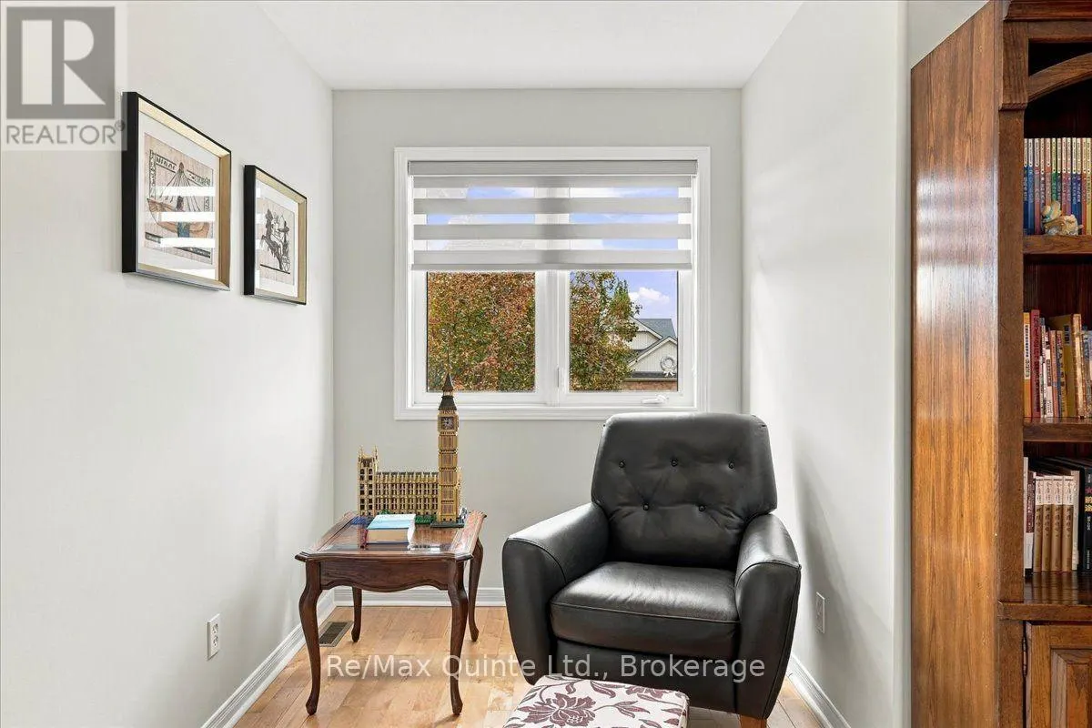 11 HURON LANE
