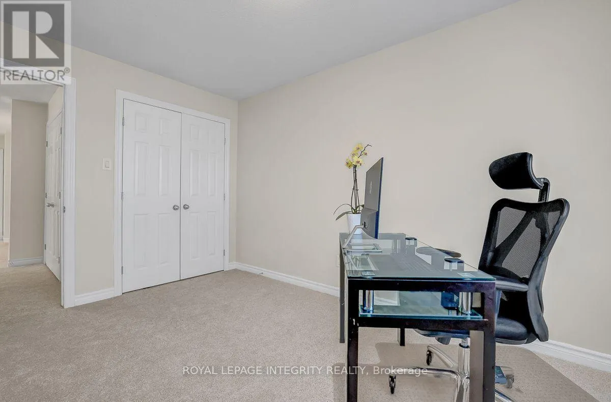 161 MOJAVE CRESCENT