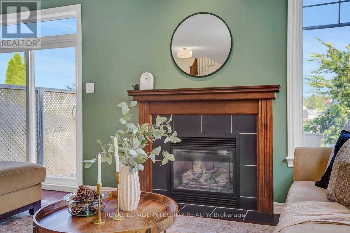 161 MOJAVE CRESCENT