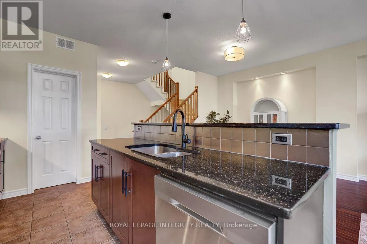 161 MOJAVE CRESCENT