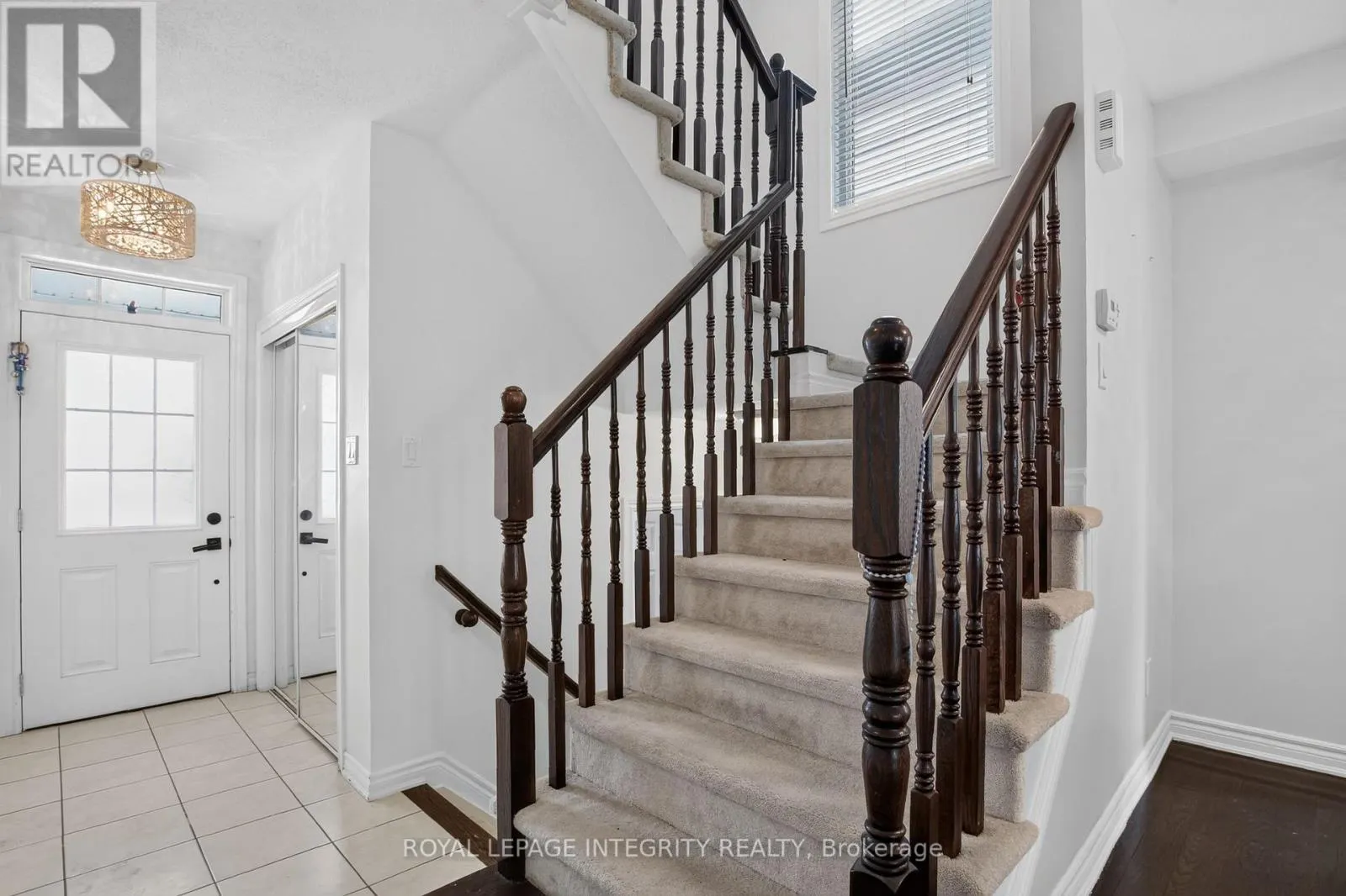 414 MEADOWHAWK CRESCENT