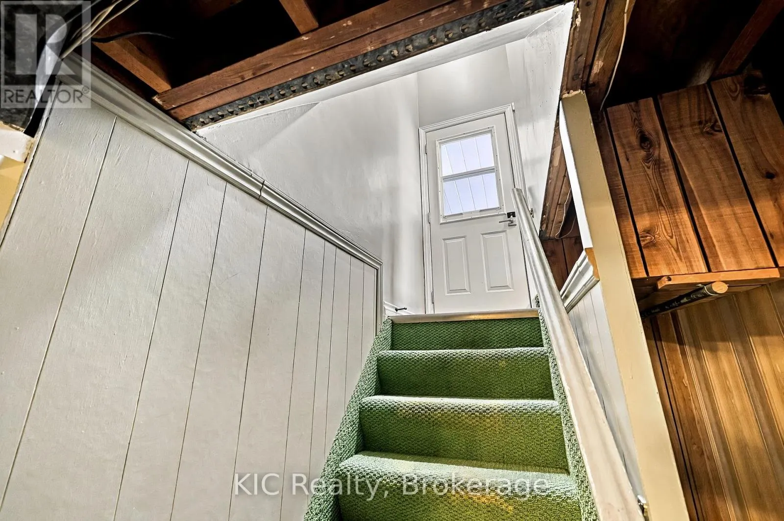 198 MCCLENNAN STREET