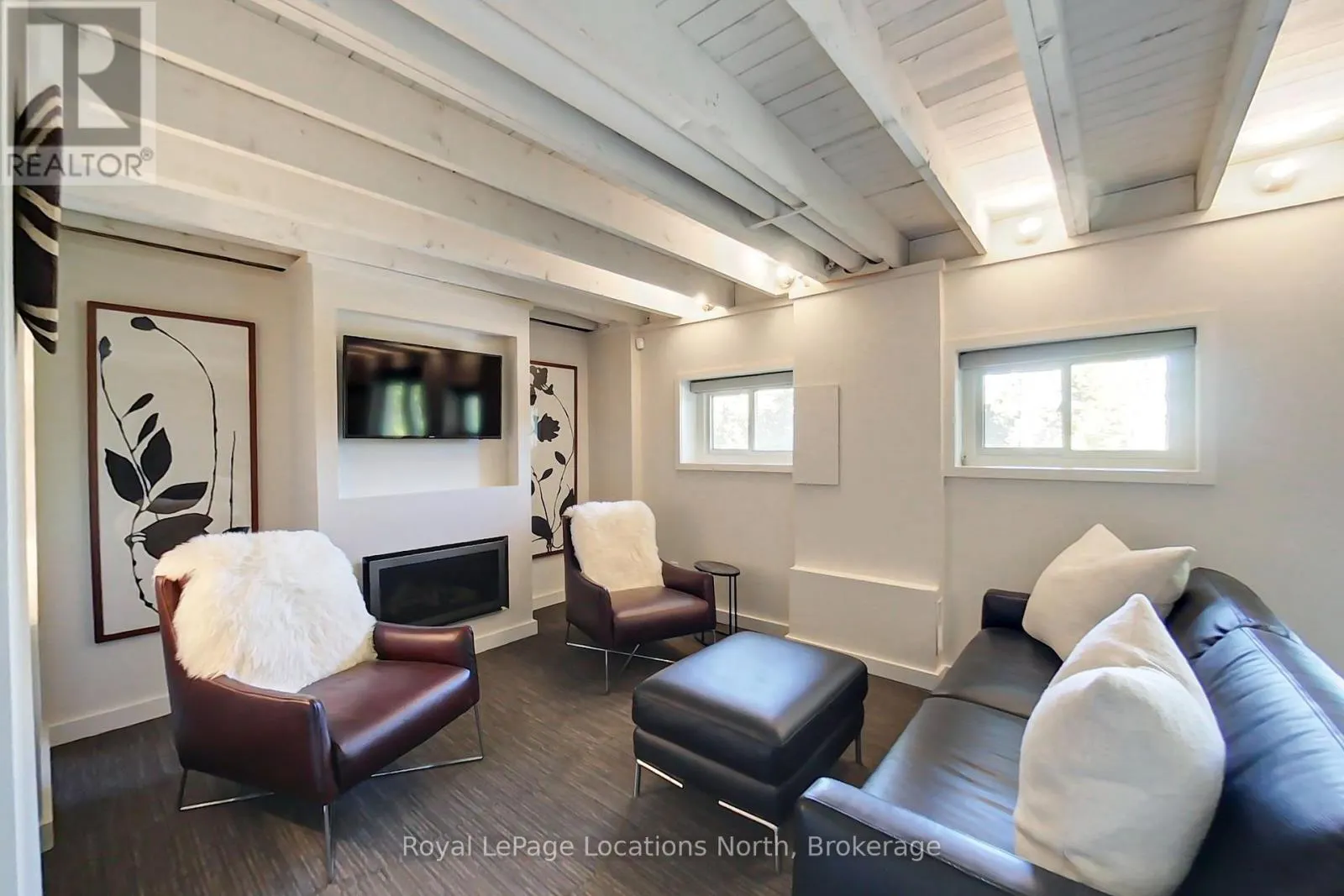 27 - 102 WENSLEY DRIVE #27
