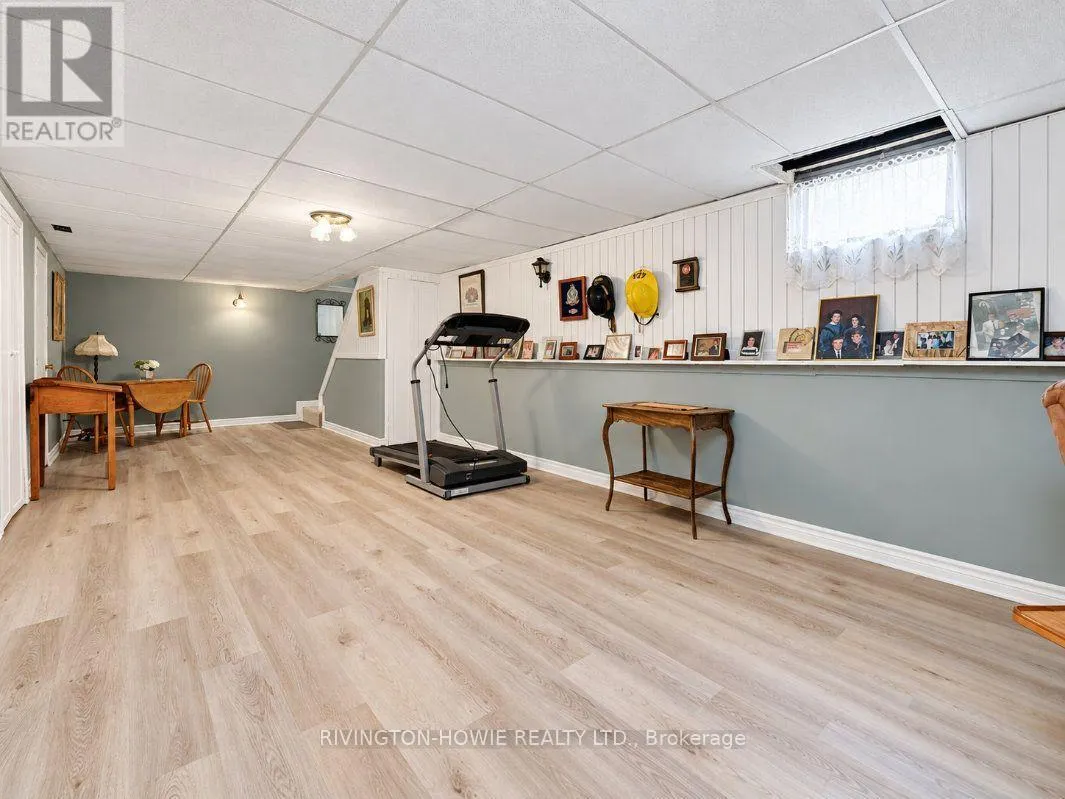125 SNELGROVE DRIVE
