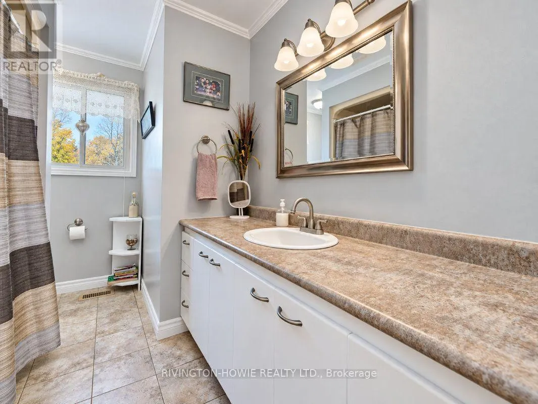 125 SNELGROVE DRIVE