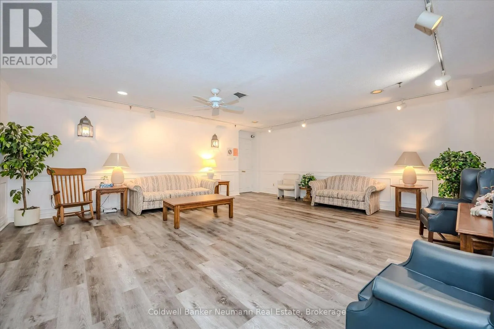 405 - 93 WESTWOOD ROAD #405