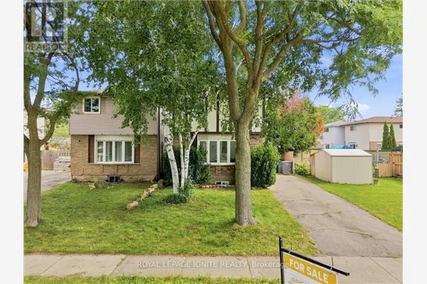 6 UPTON CRESCENT