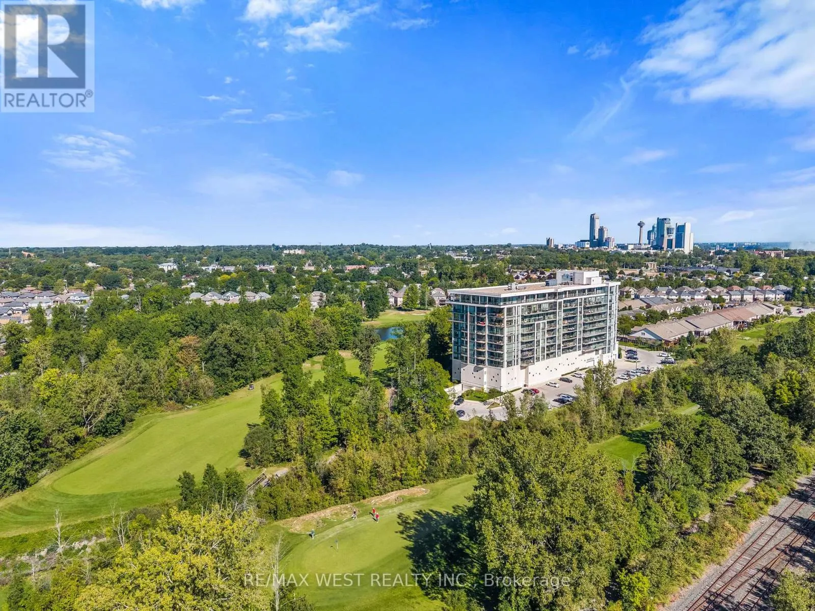 312 - 7711 GREEN VISTA GATE