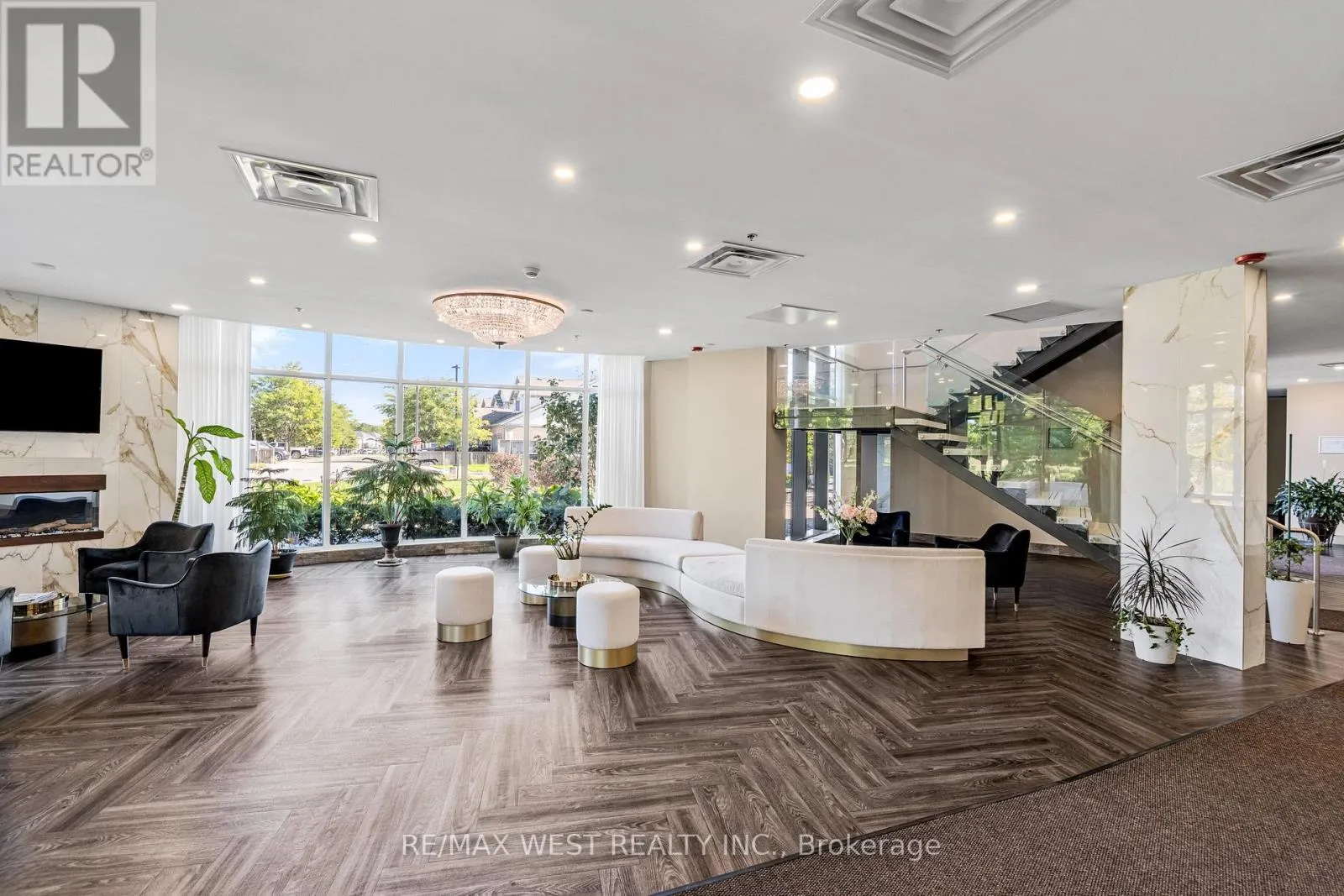 312 - 7711 GREEN VISTA GATE