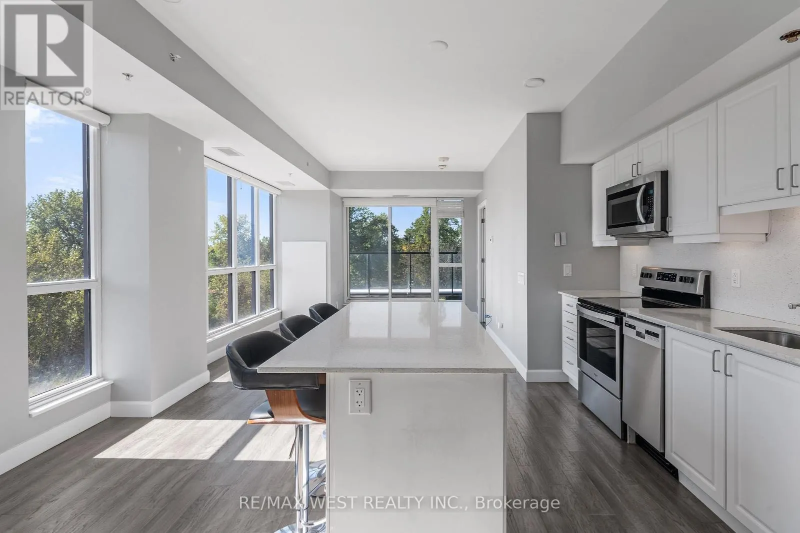 312 - 7711 GREEN VISTA GATE
