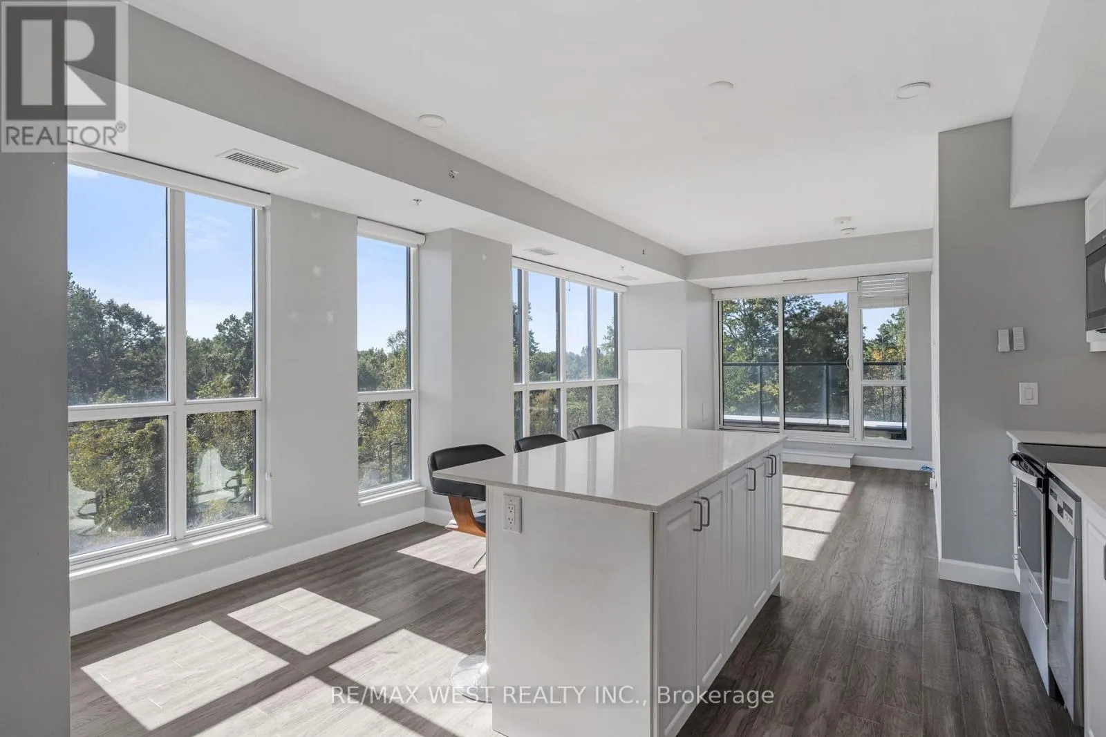 312 - 7711 GREEN VISTA GATE