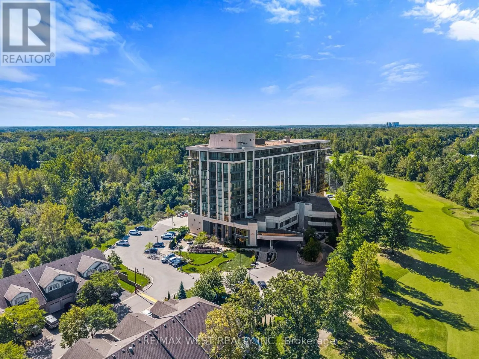 312 - 7711 GREEN VISTA GATE