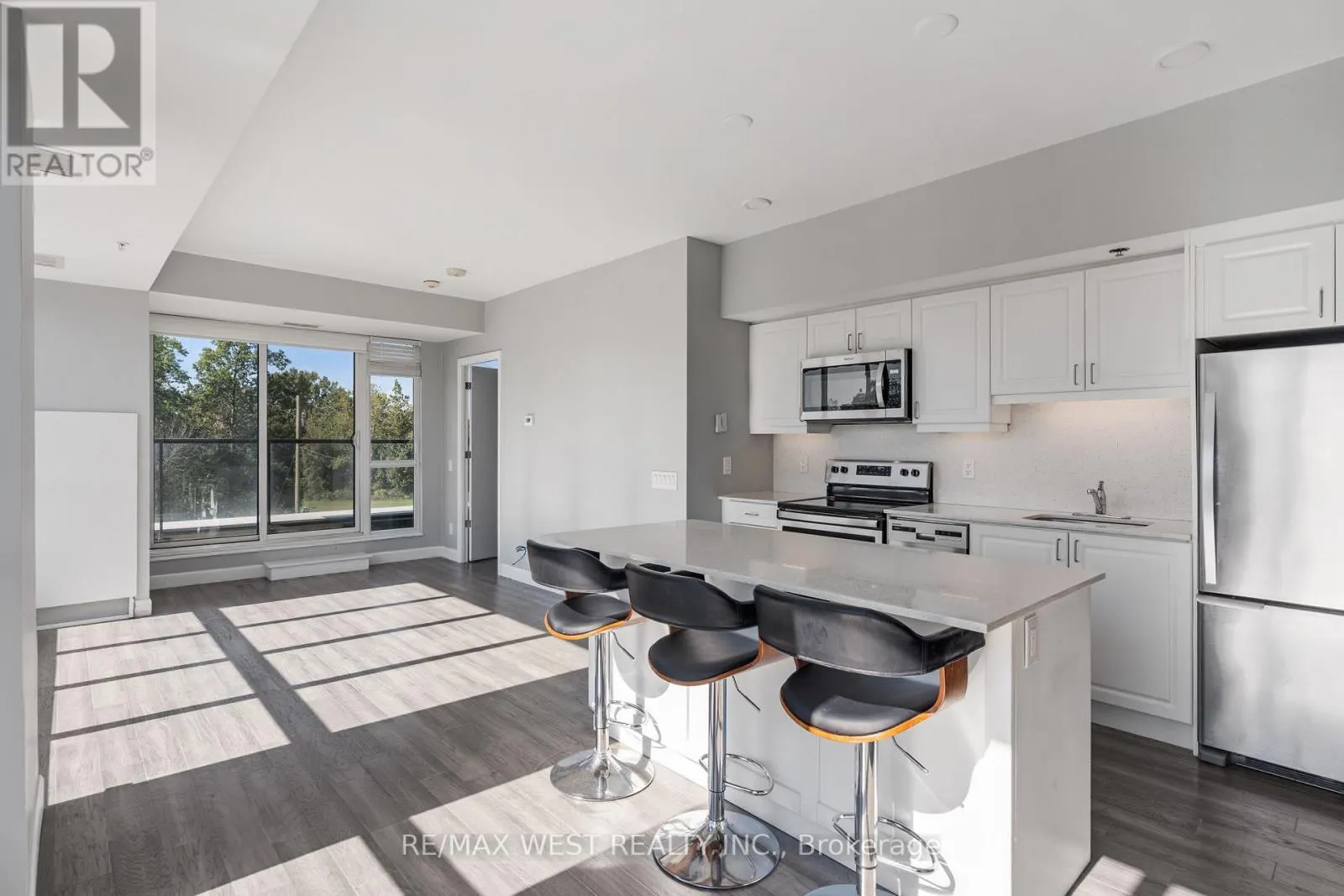 312 - 7711 GREEN VISTA GATE