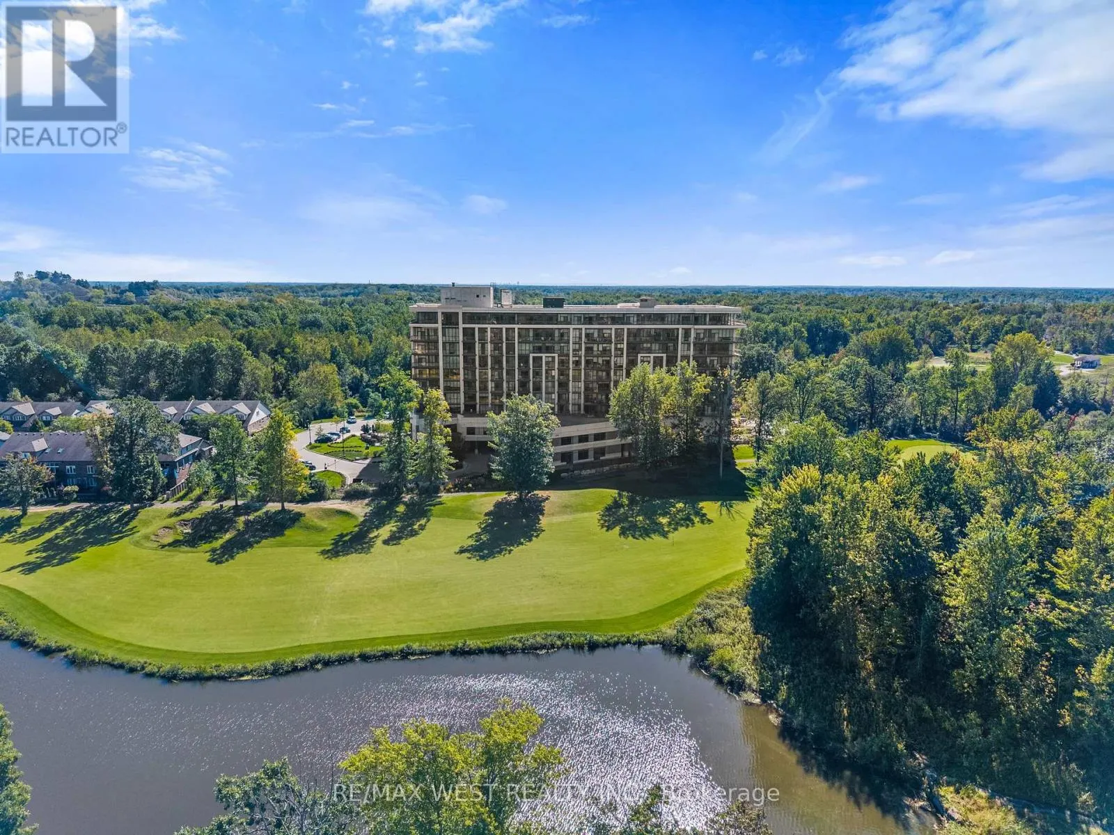 312 - 7711 GREEN VISTA GATE