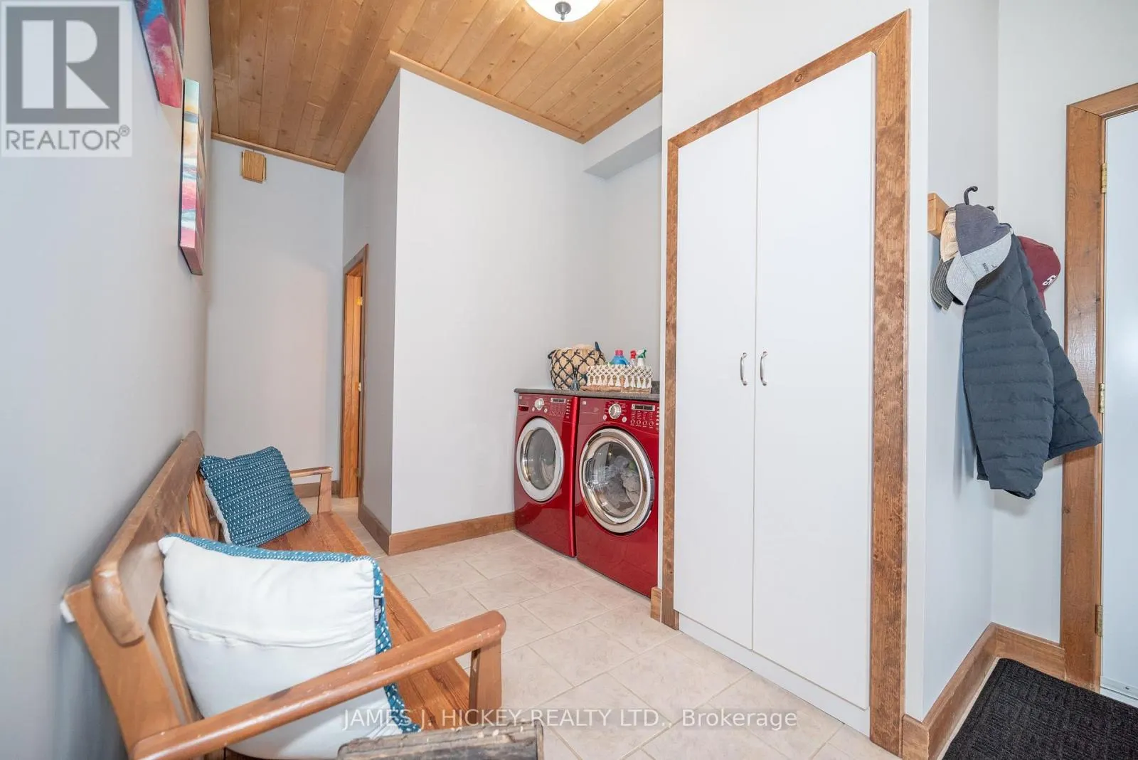 44A MAIN STREET