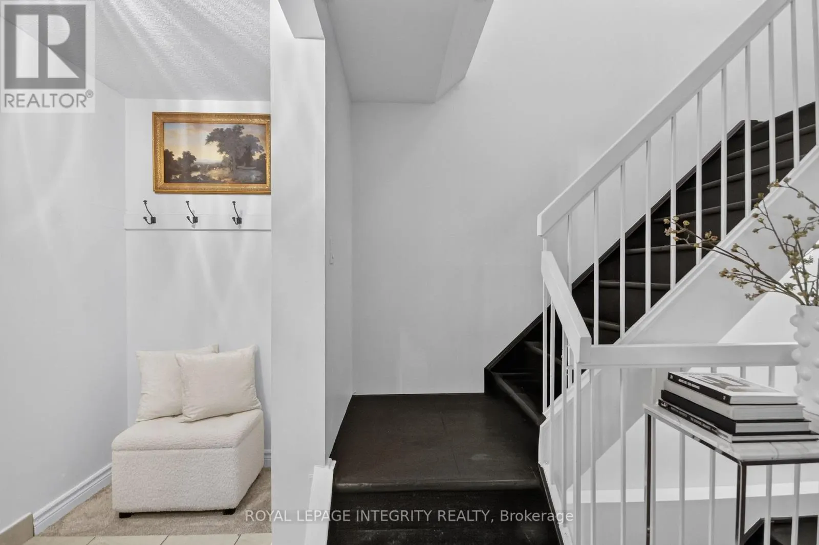 209 SHERWAY DRIVE