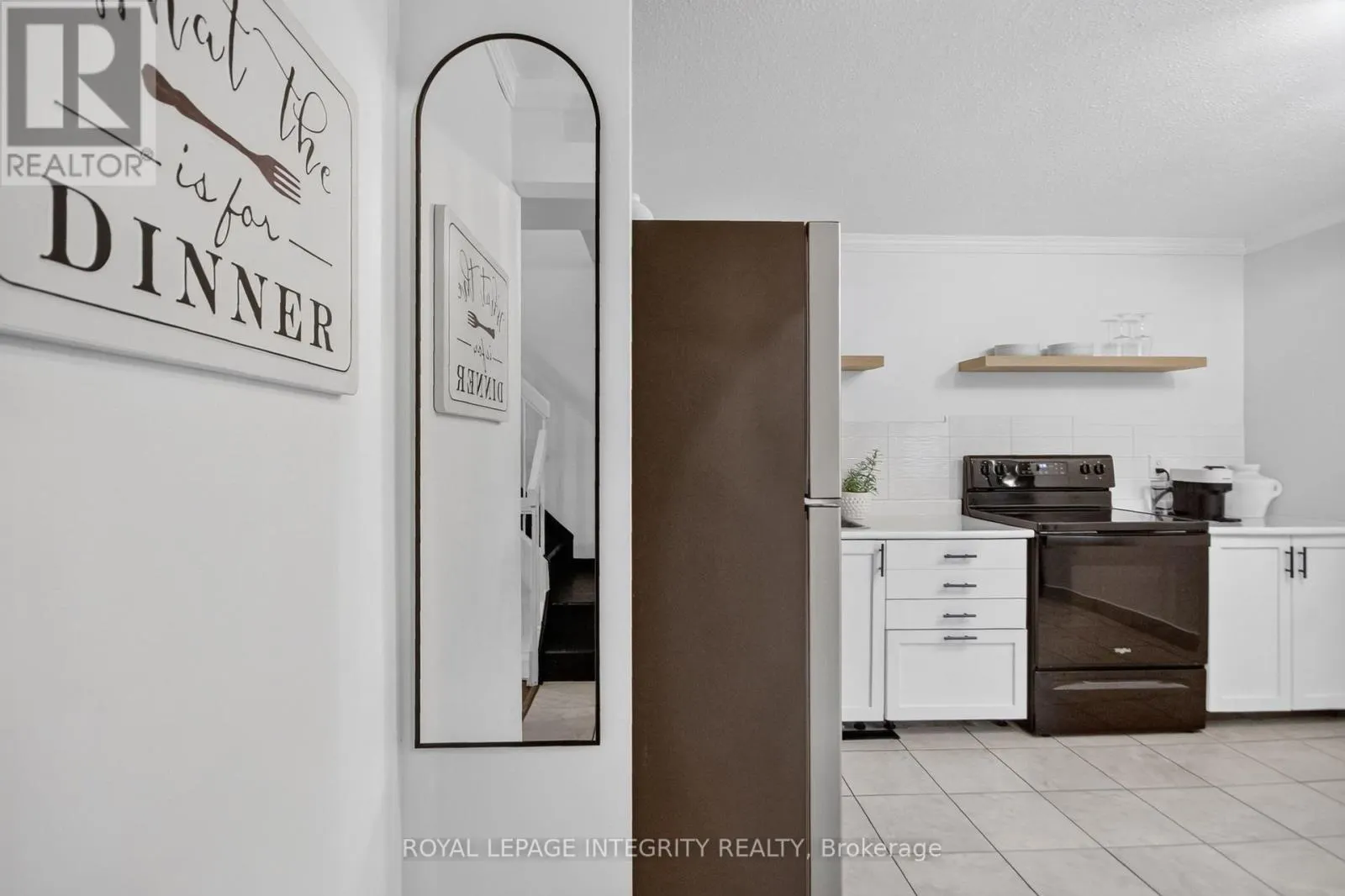 209 SHERWAY DRIVE