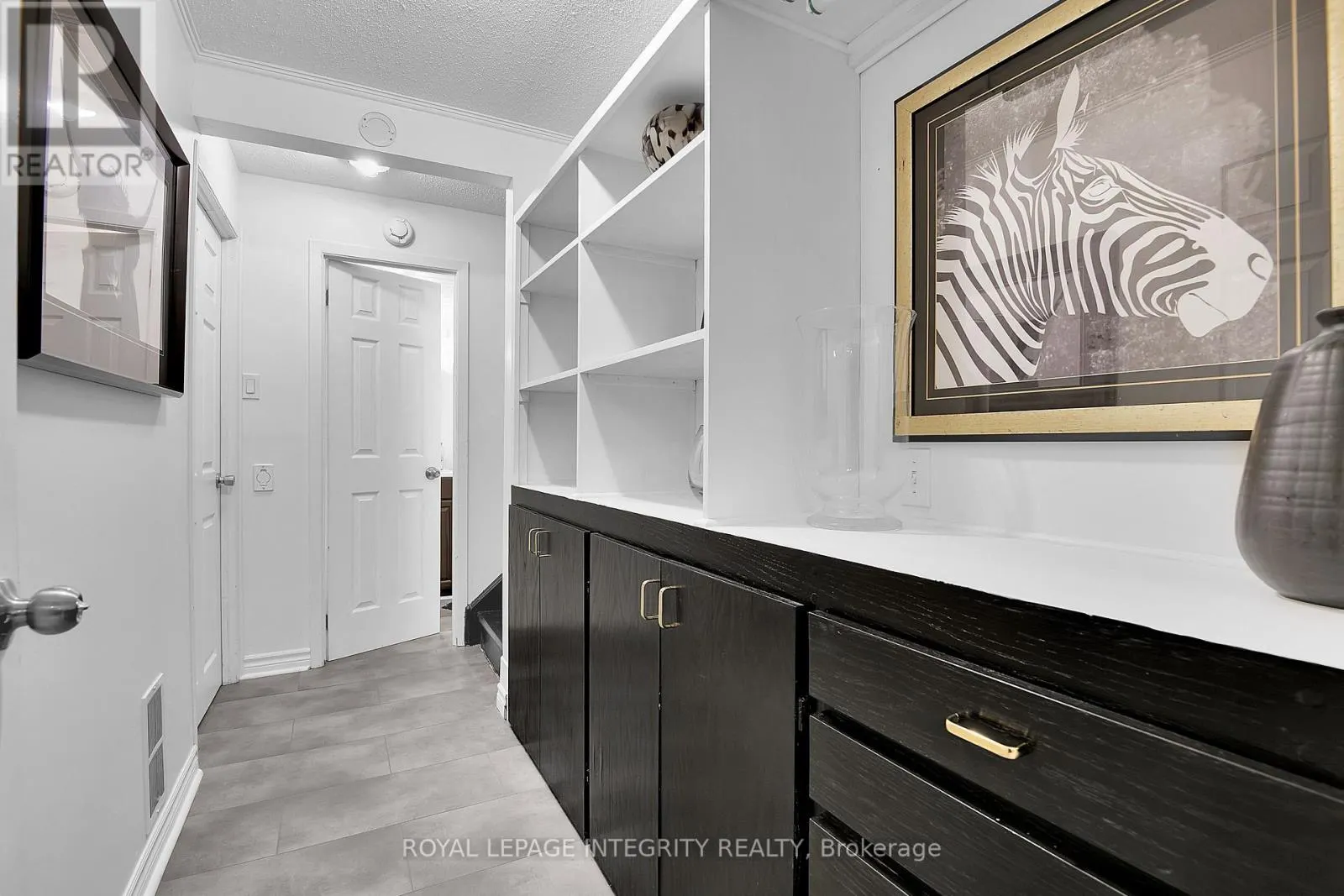 209 SHERWAY DRIVE
