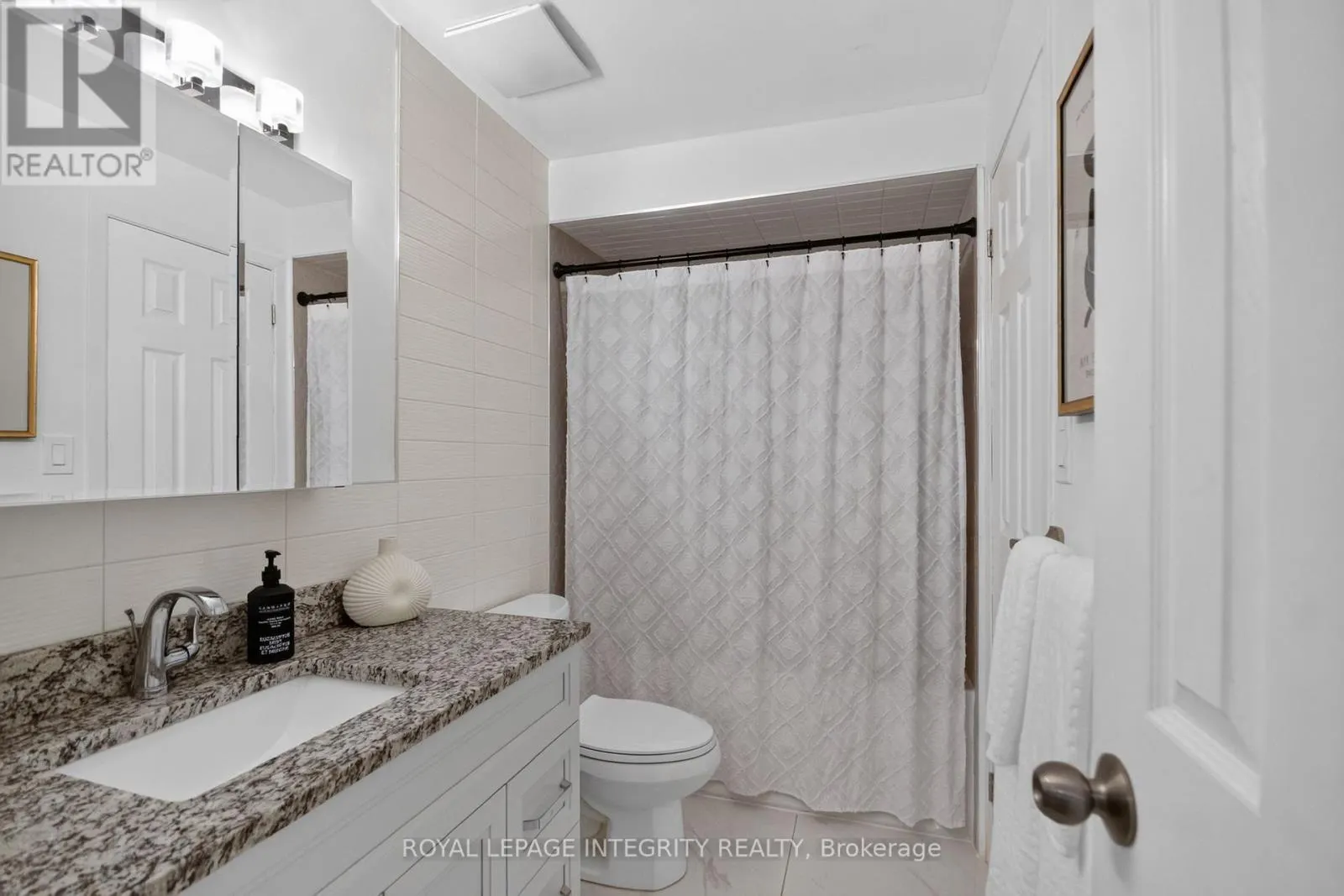 209 SHERWAY DRIVE
