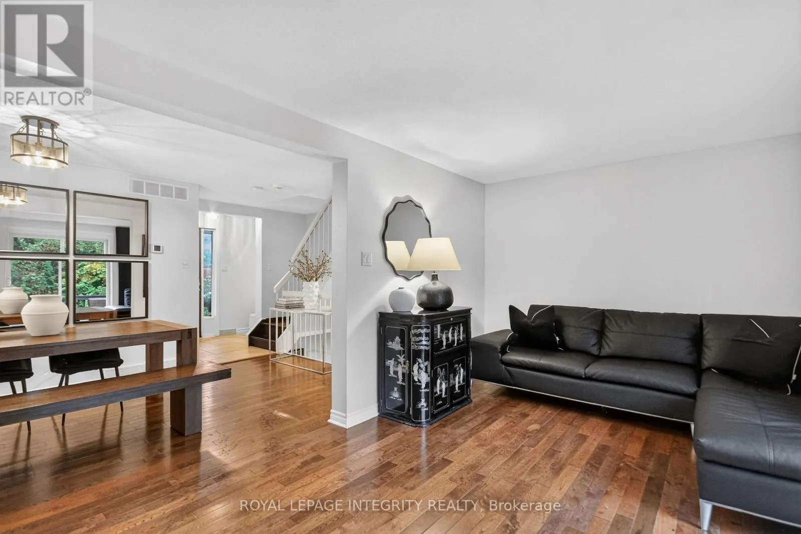 209 SHERWAY DRIVE