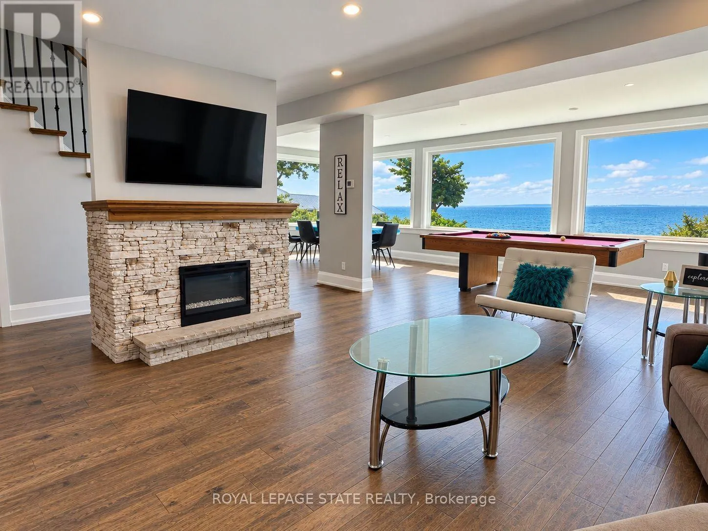 2952 NORTH SHORE DRIVE