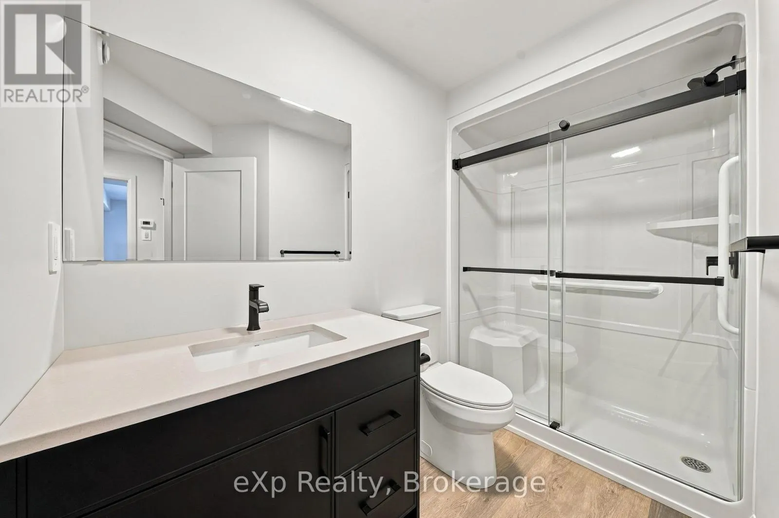 204 - 10 HILLSIDE MEADOW DRIVE #204