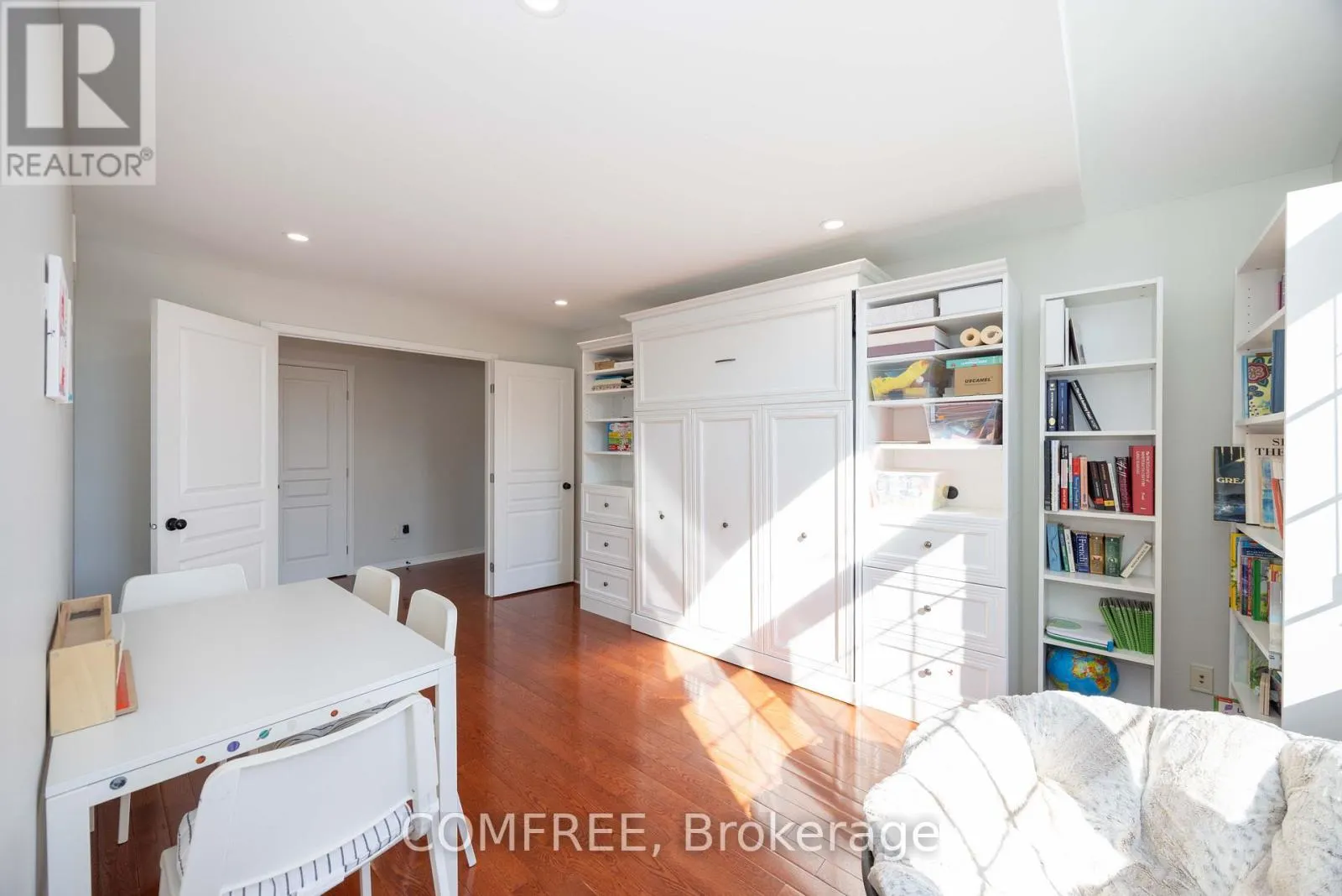 306 WILD IRIS AVENUE
