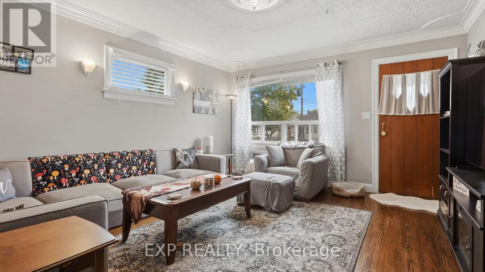 63 LYONS AVENUE