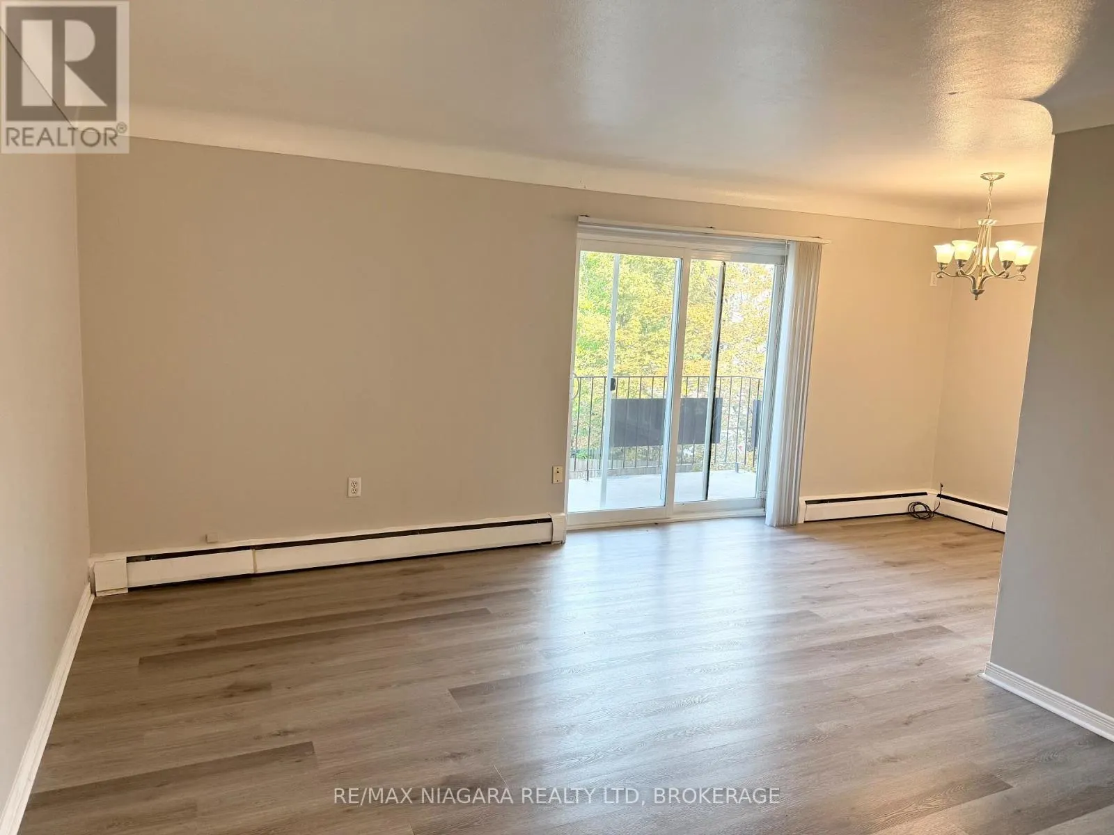 8 - 286 VINE STREET #8