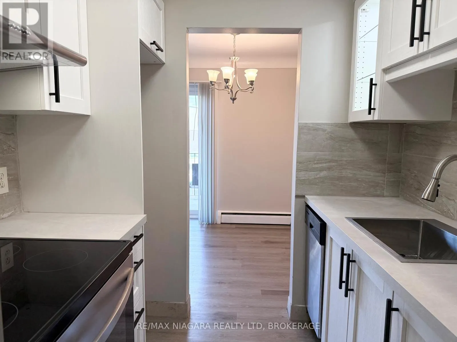 8 - 286 VINE STREET #8