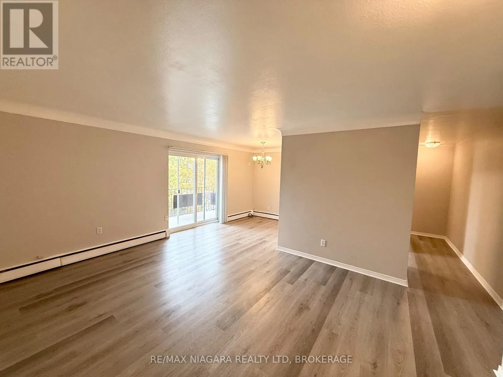 8 - 286 VINE STREET #8