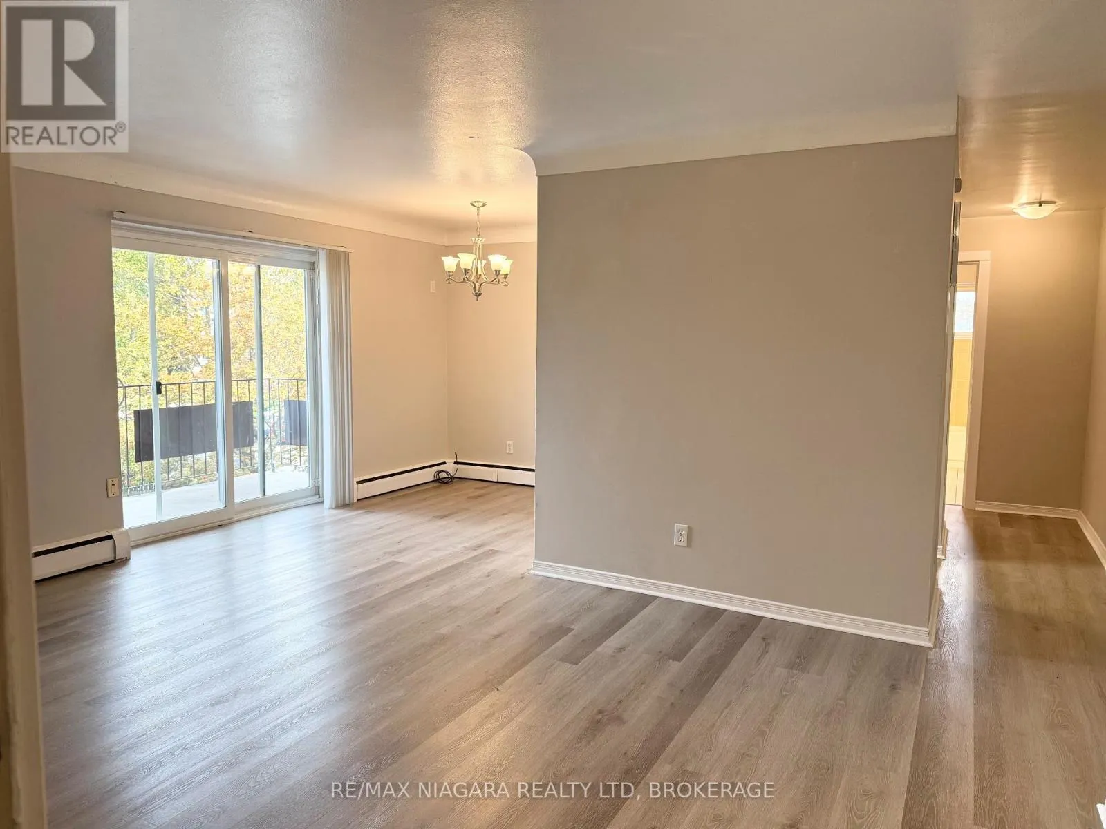 8 - 286 VINE STREET #8