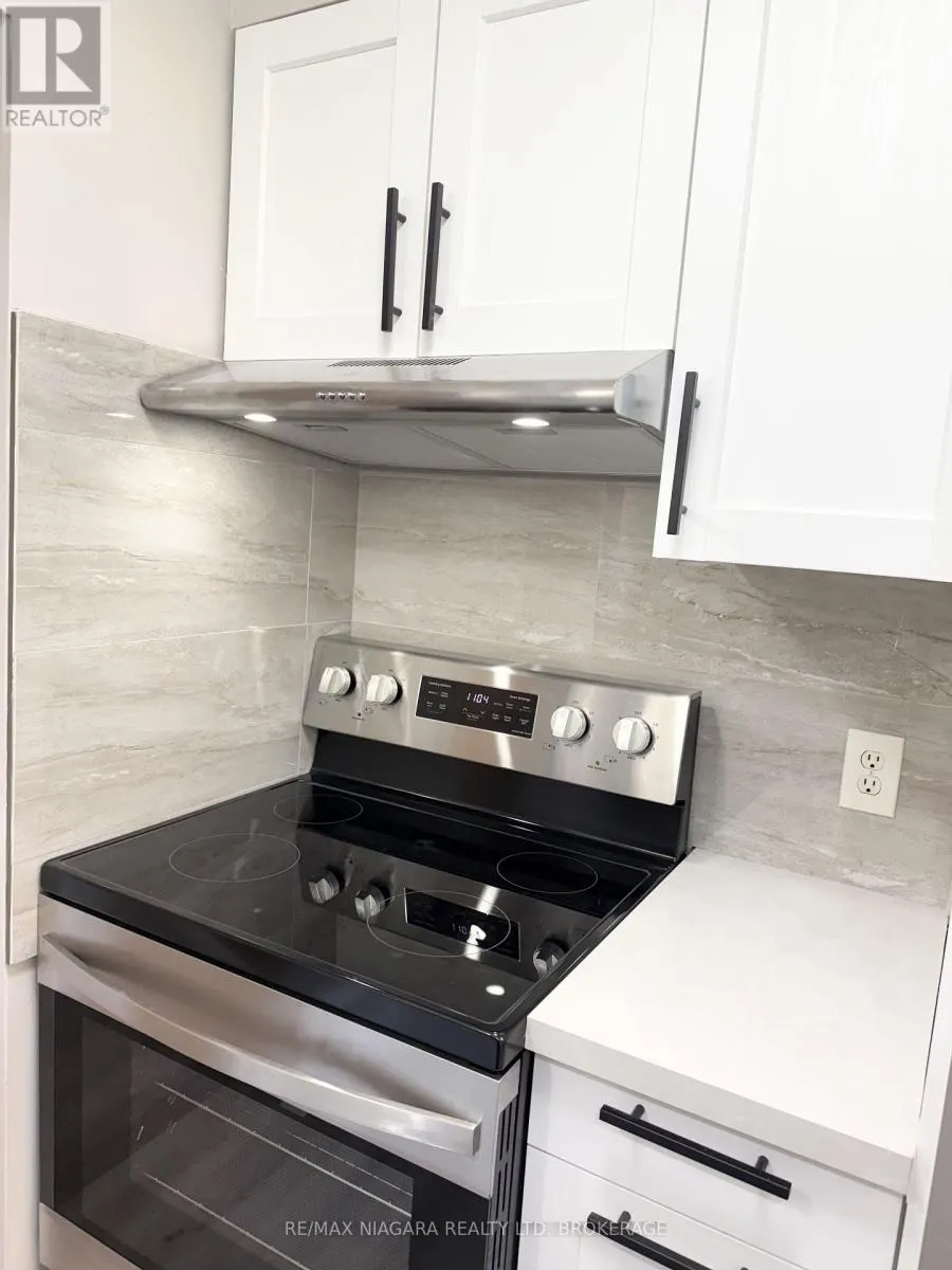 4 - 286 VINE STREET #4