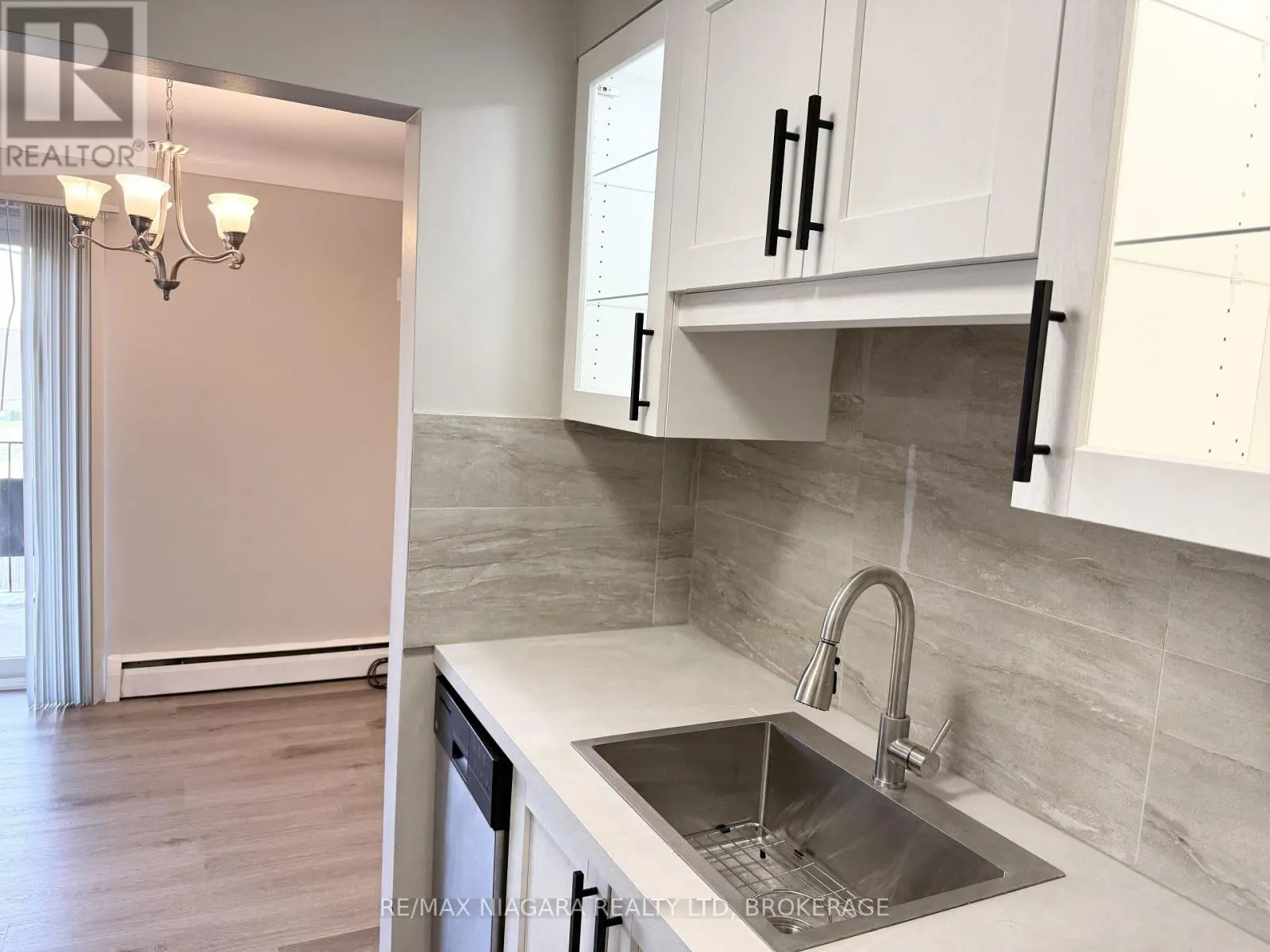 4 - 286 VINE STREET #4