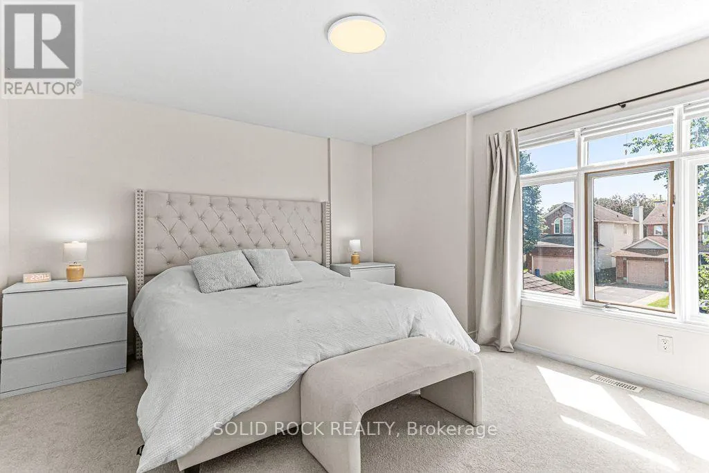 49 LONGSHIRE CIRCLE