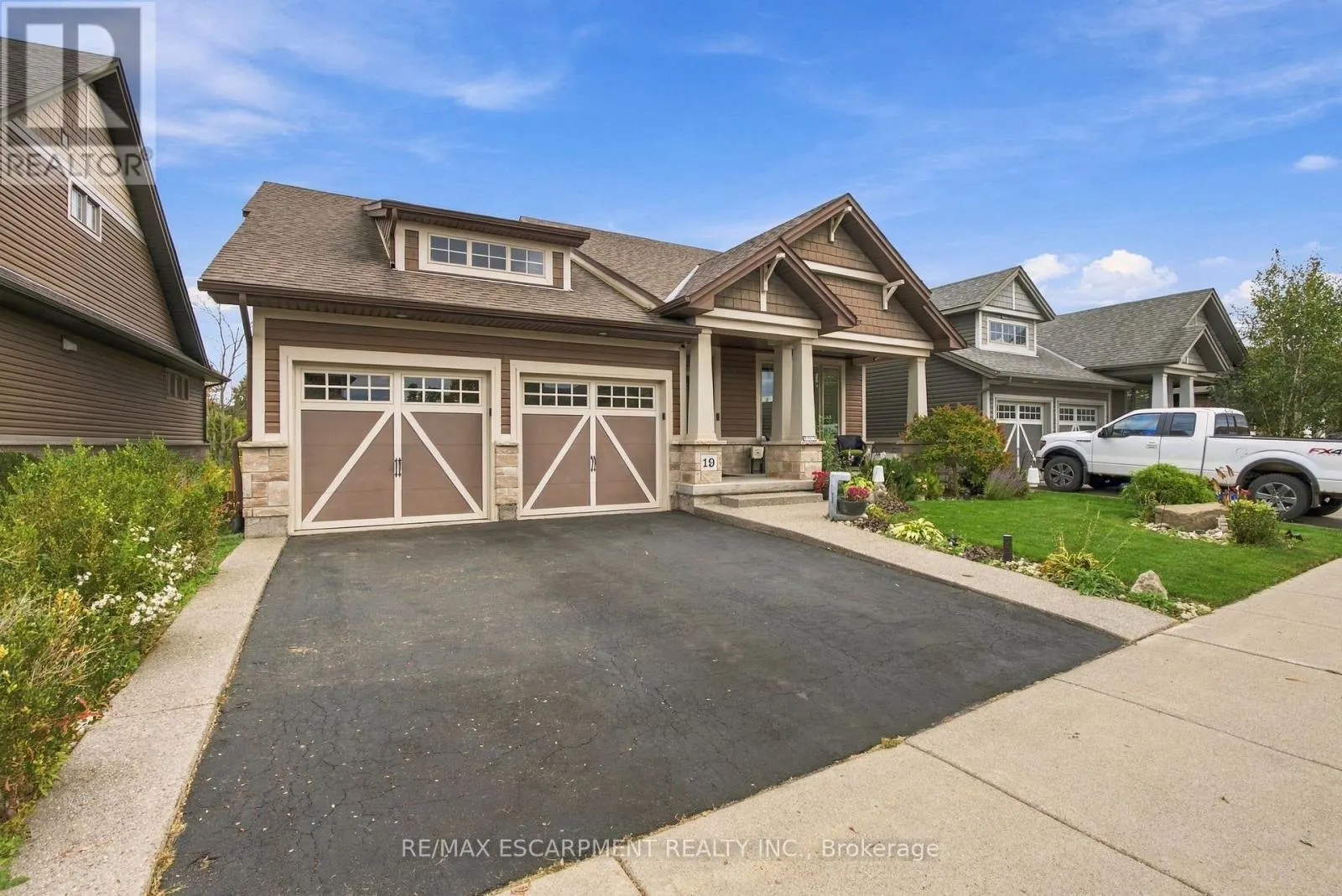 19 BROOKSIDE TERRACE