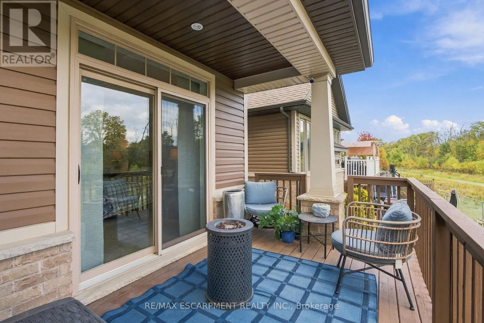 19 BROOKSIDE TERRACE