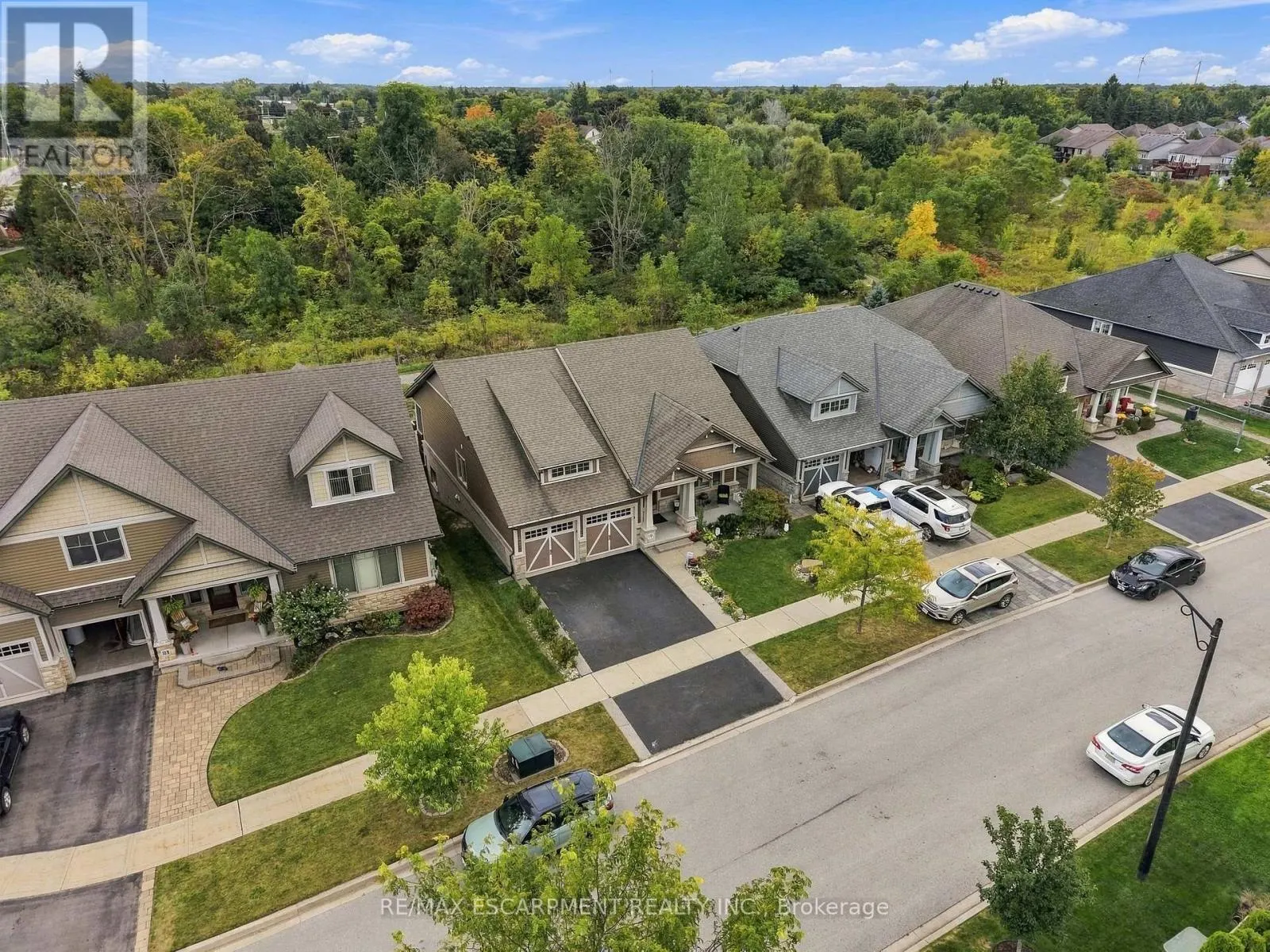 19 BROOKSIDE TERRACE