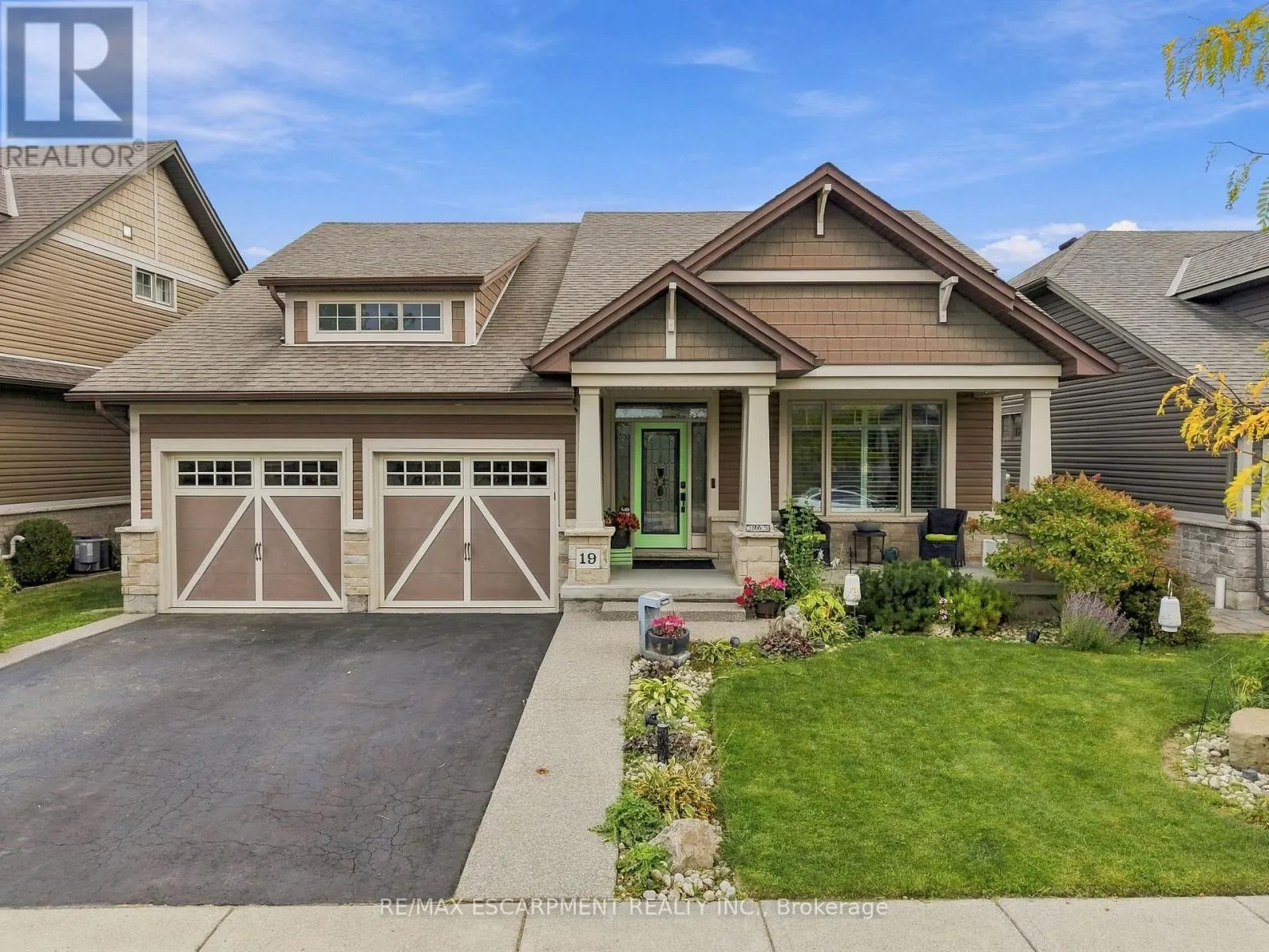 19 BROOKSIDE TERRACE