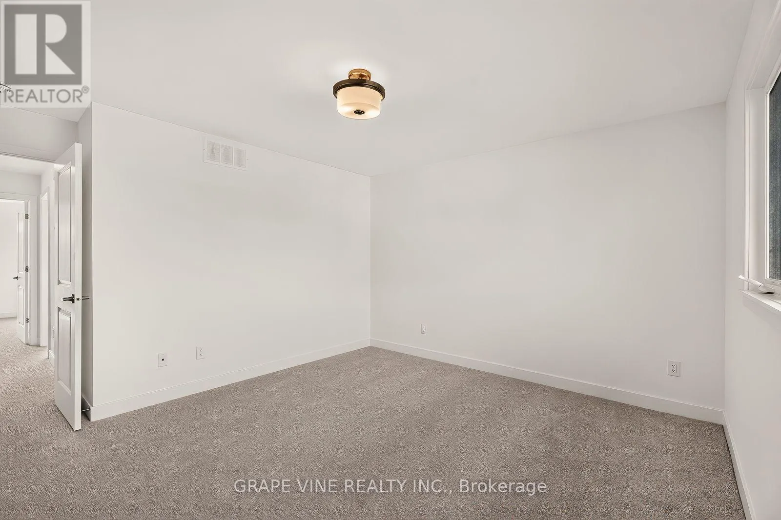 738 CAMINAR TERRACE