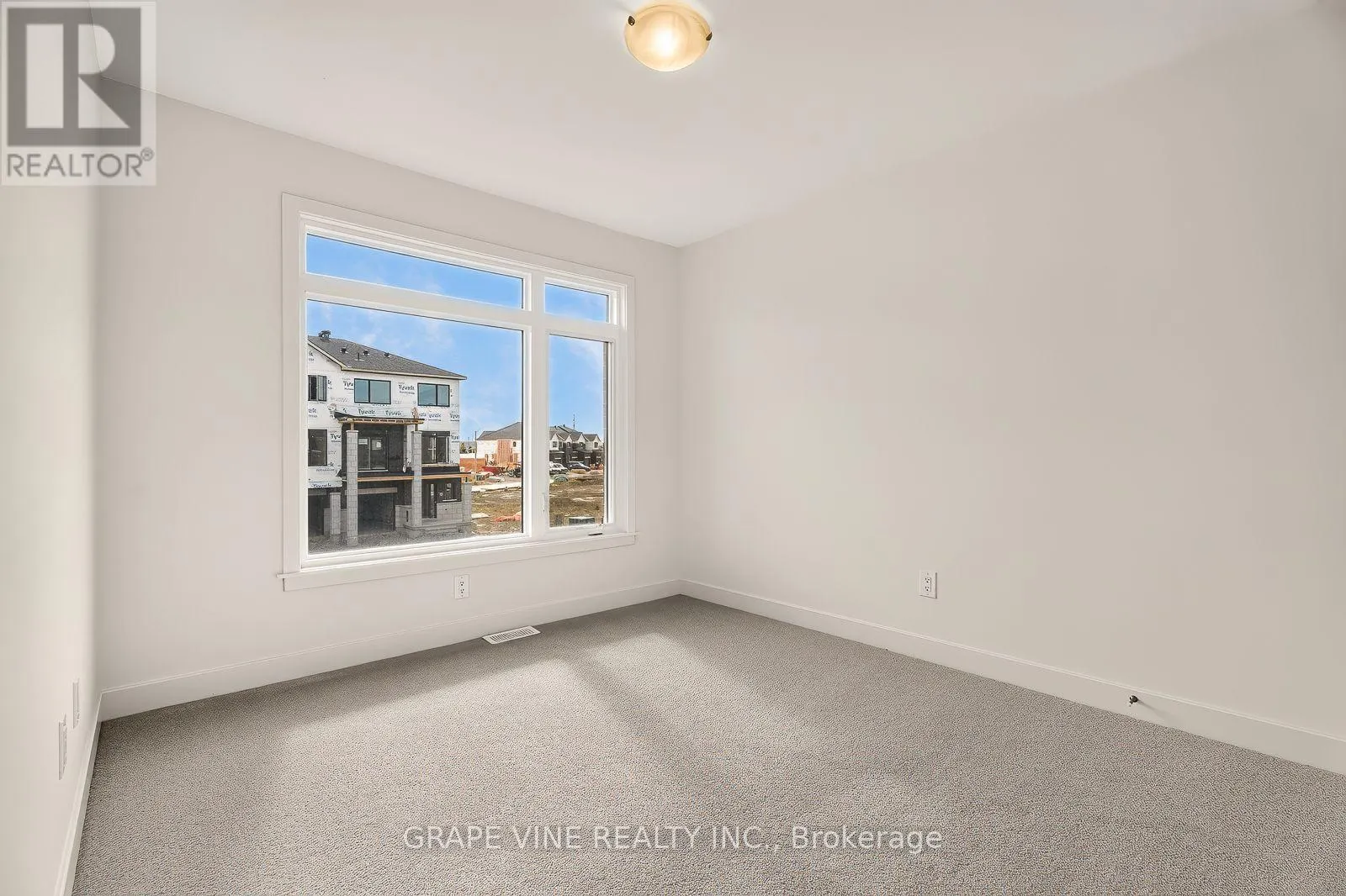 738 CAMINAR TERRACE