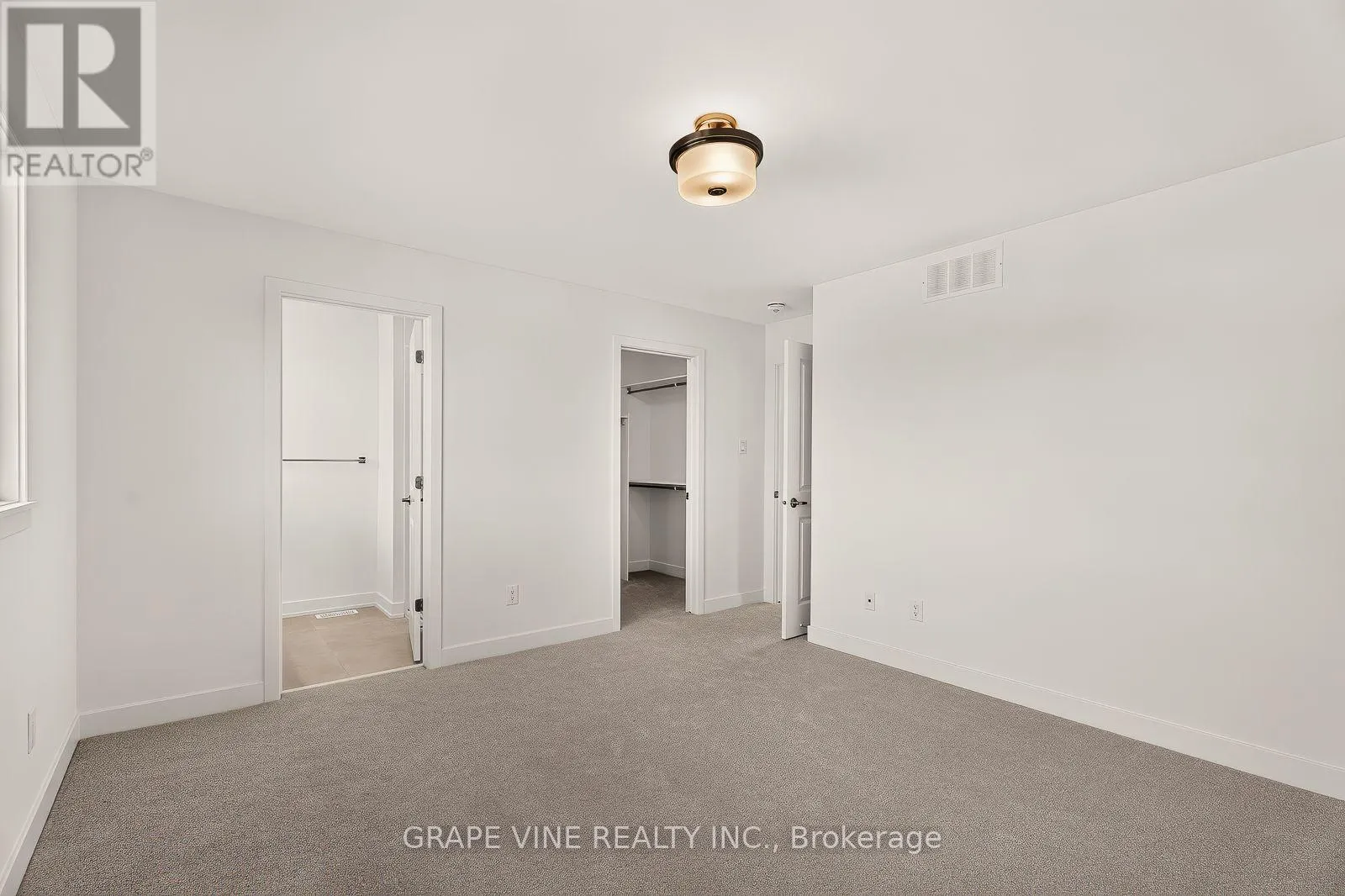 738 CAMINAR TERRACE