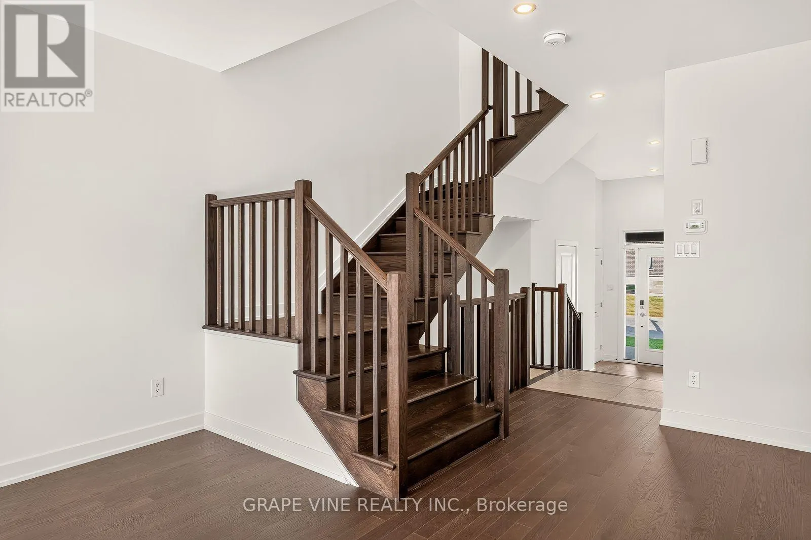 76 SAN FELICE CIRCLE