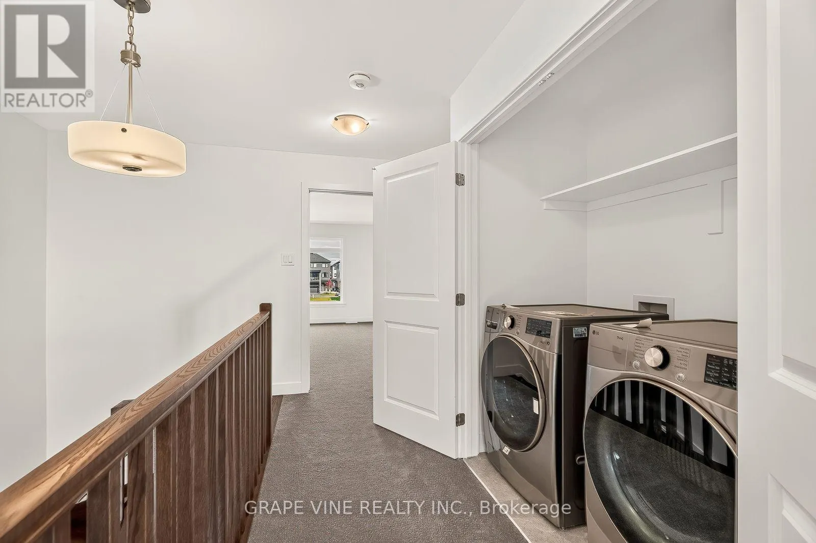 76 SAN FELICE CIRCLE