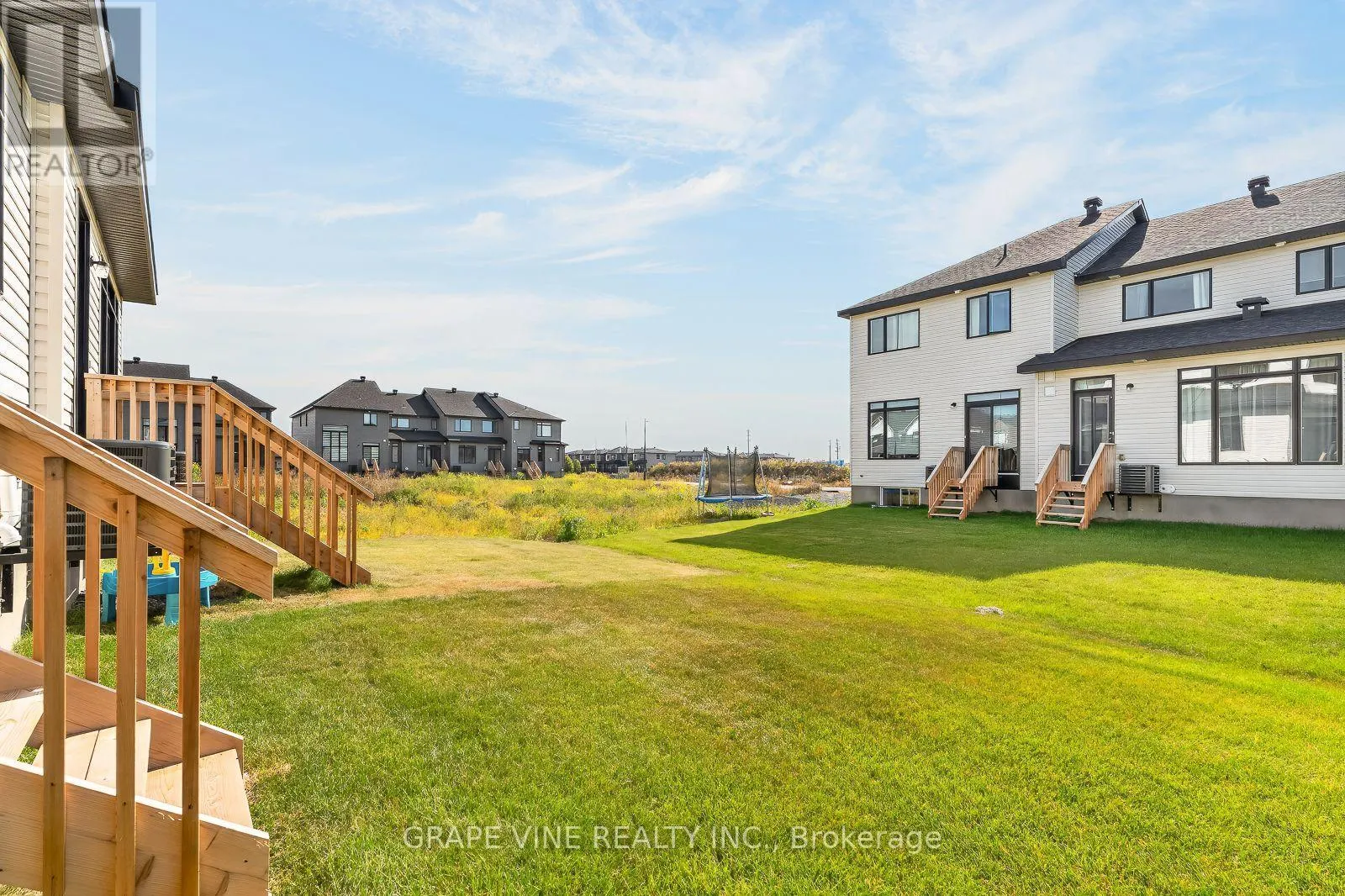 76 SAN FELICE CIRCLE