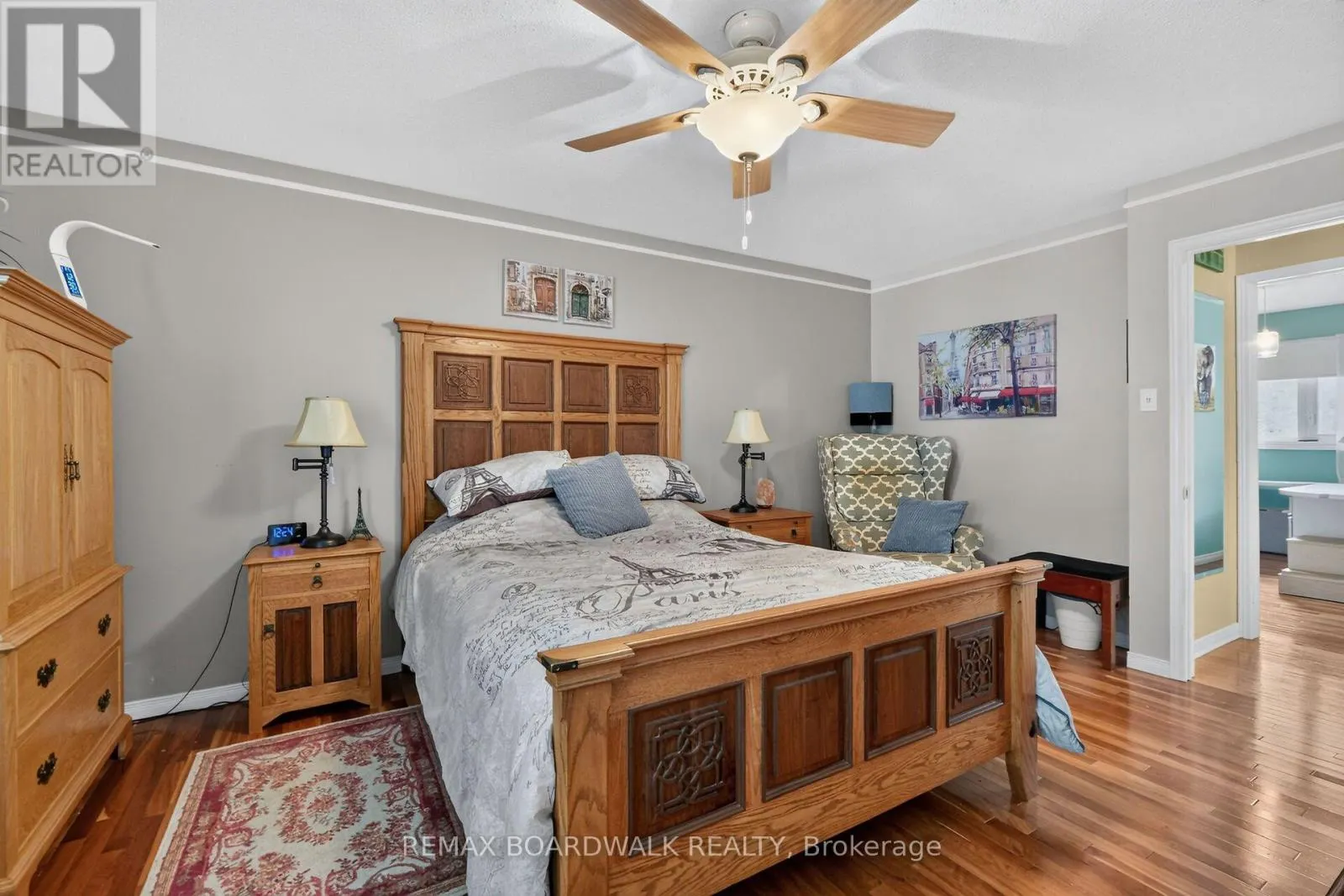 2762 JULIE STREET