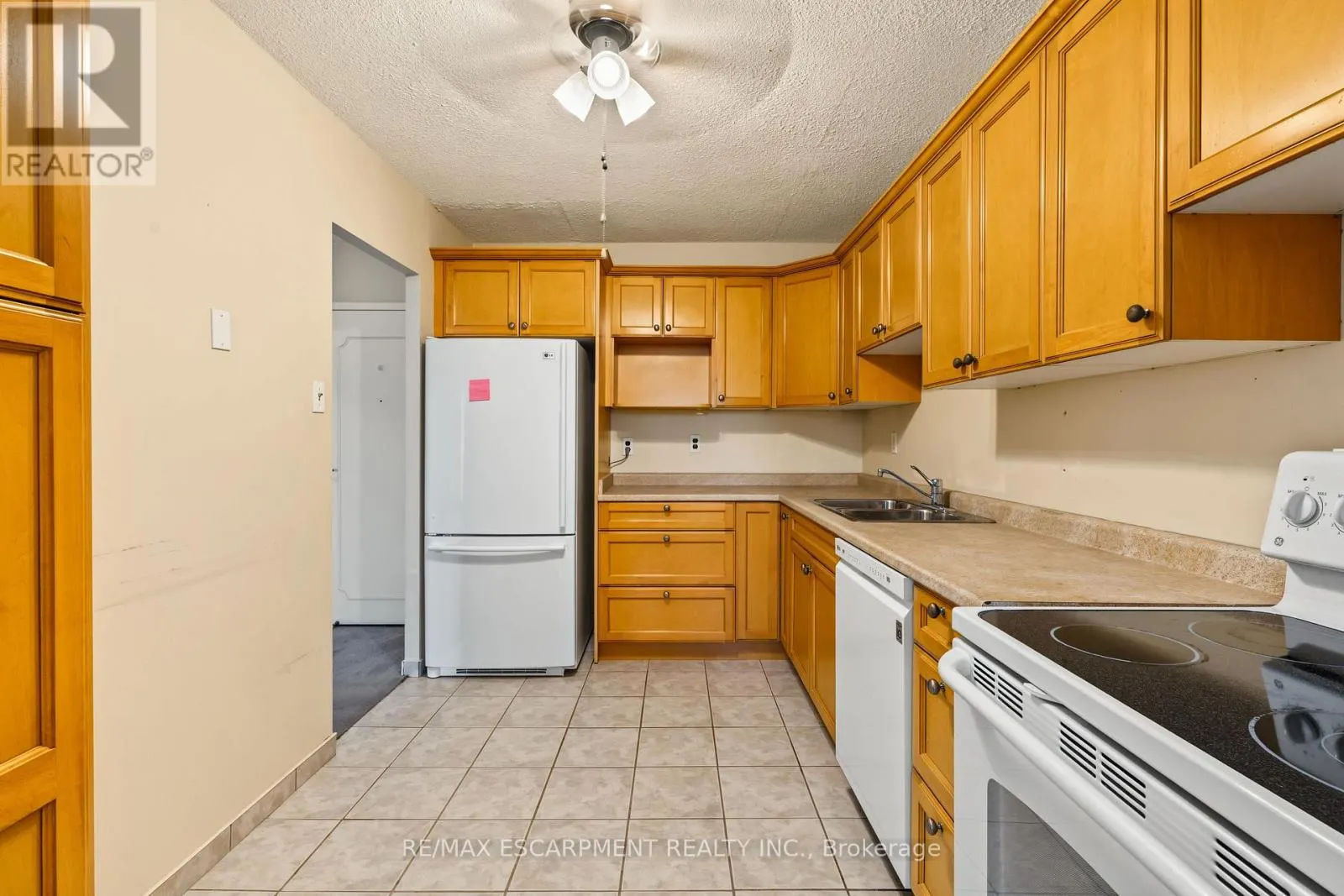 504 - 640 WEST STREET